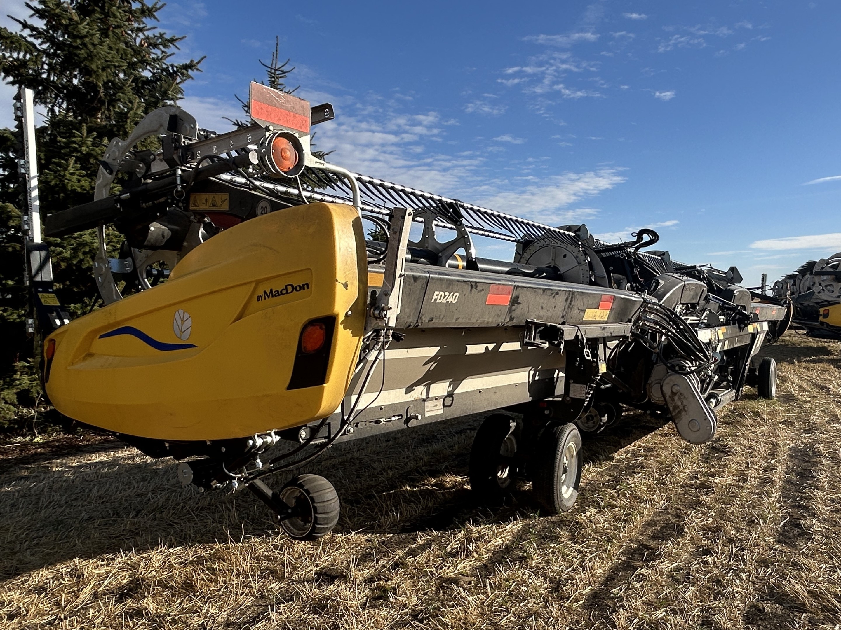 2024 MacDon FD240 Header Draper Flex