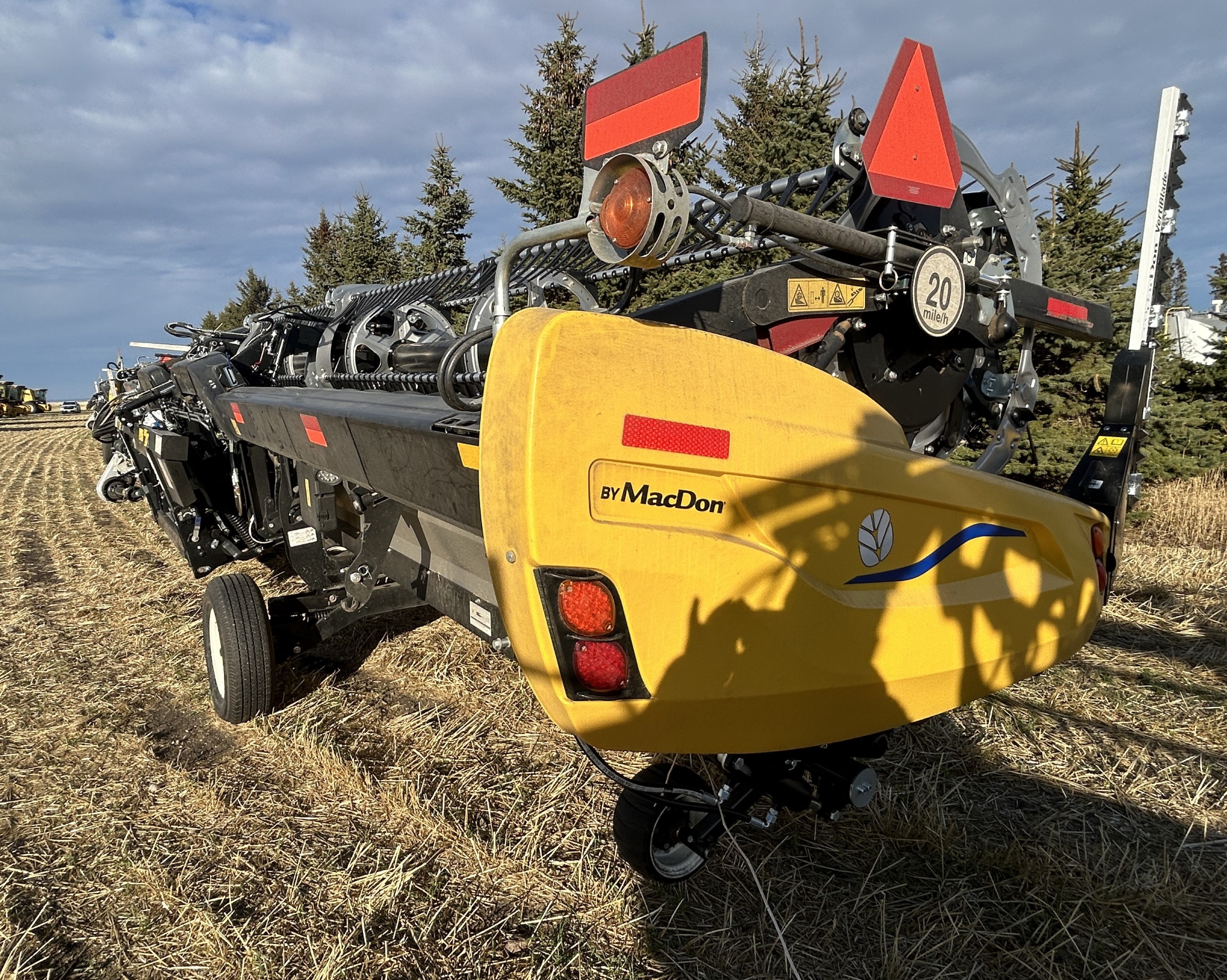 2024 MacDon FD240 Header Draper Flex