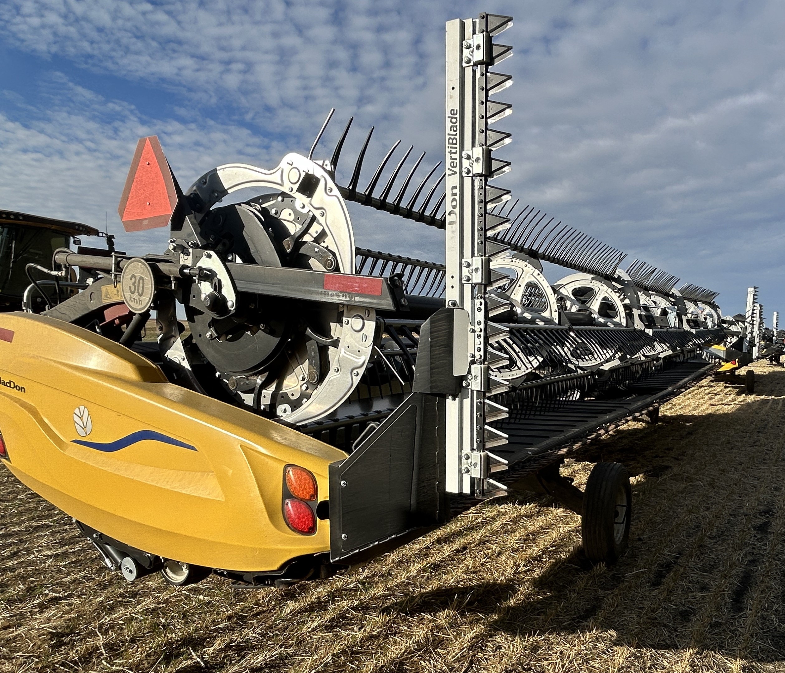 2024 MacDon FD240 Header Draper Flex