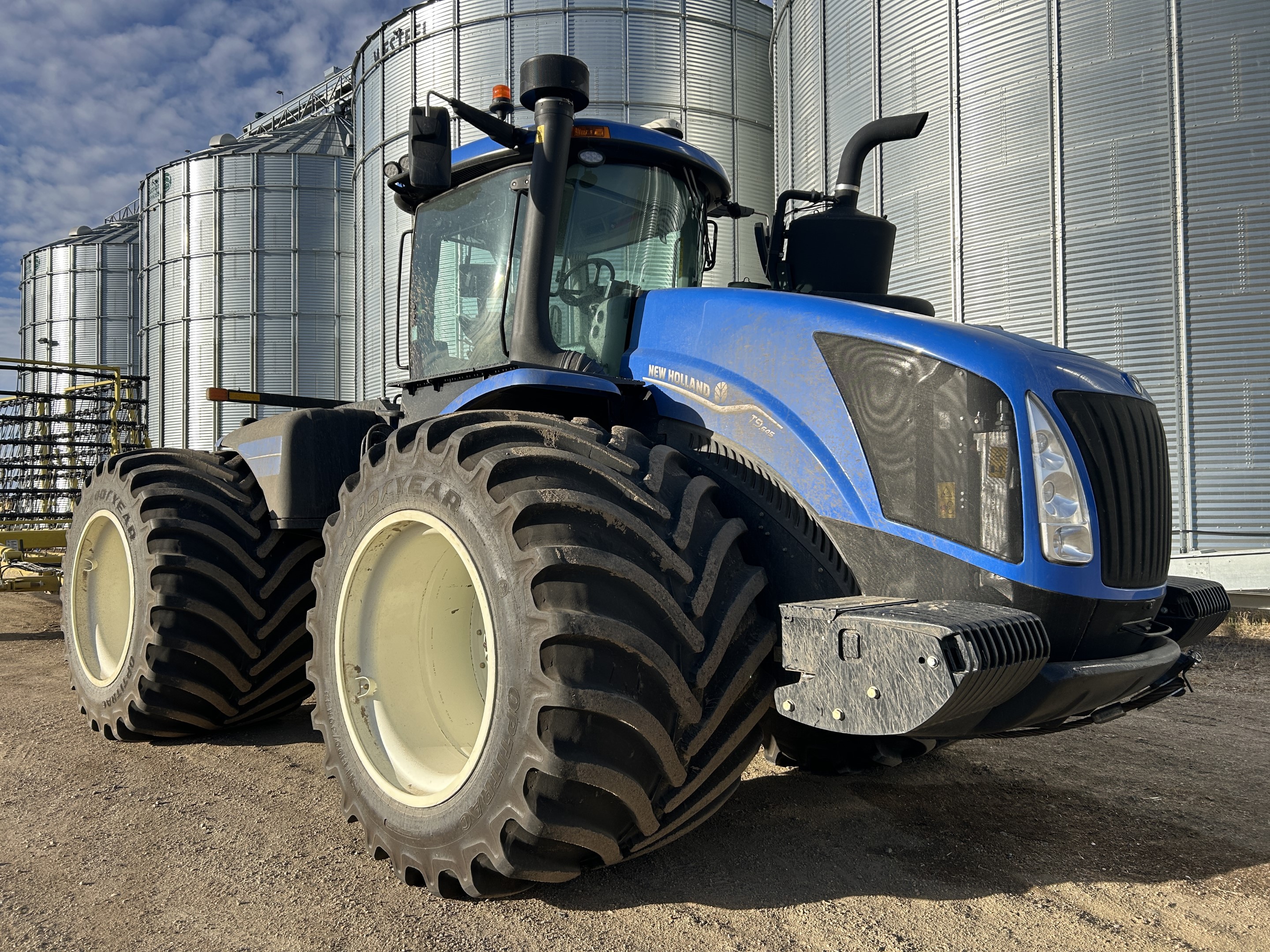 2023 New Holland T9.645HD Tractor 4WD