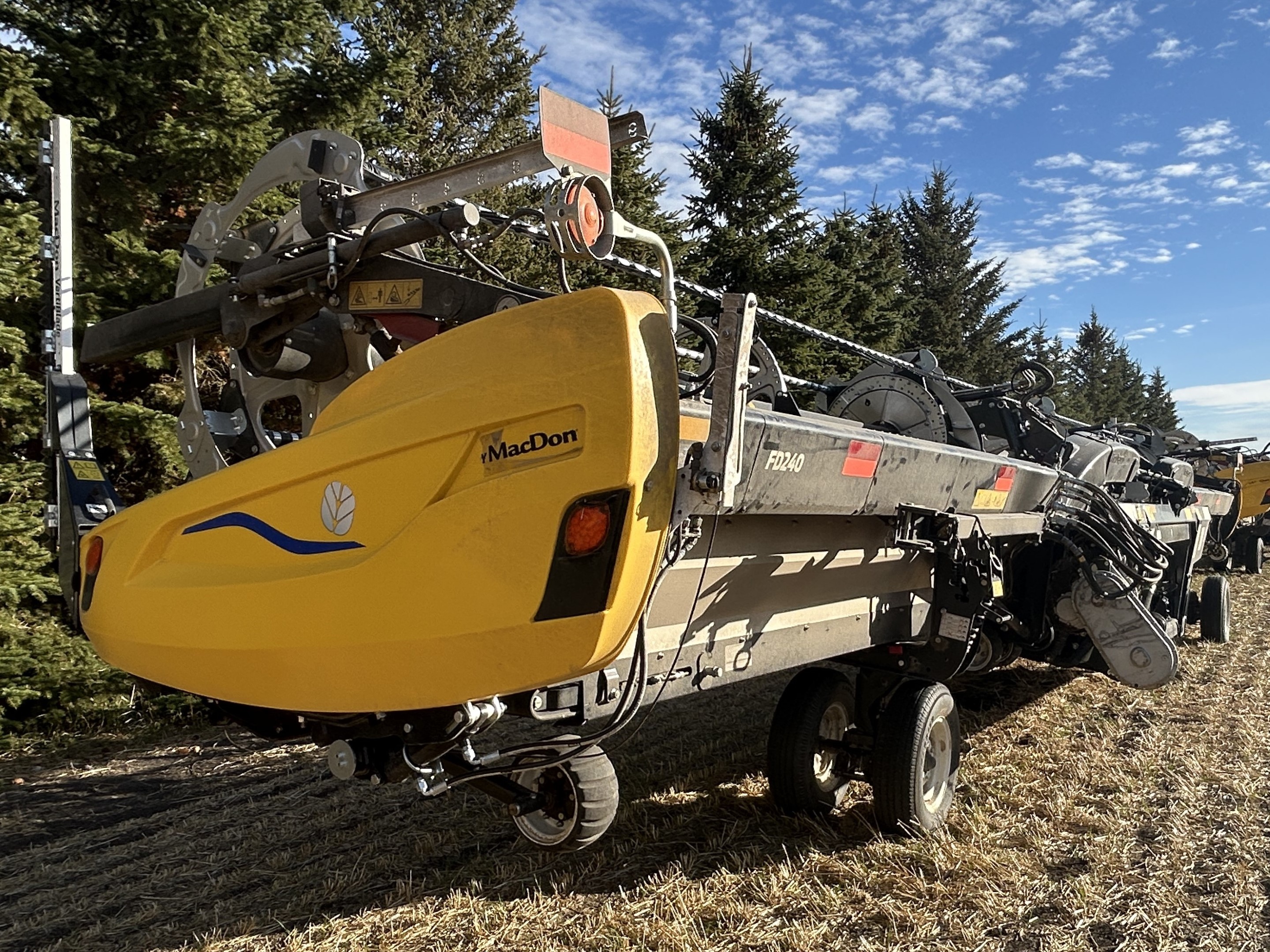 2024 MacDon FD240 Header Draper Flex