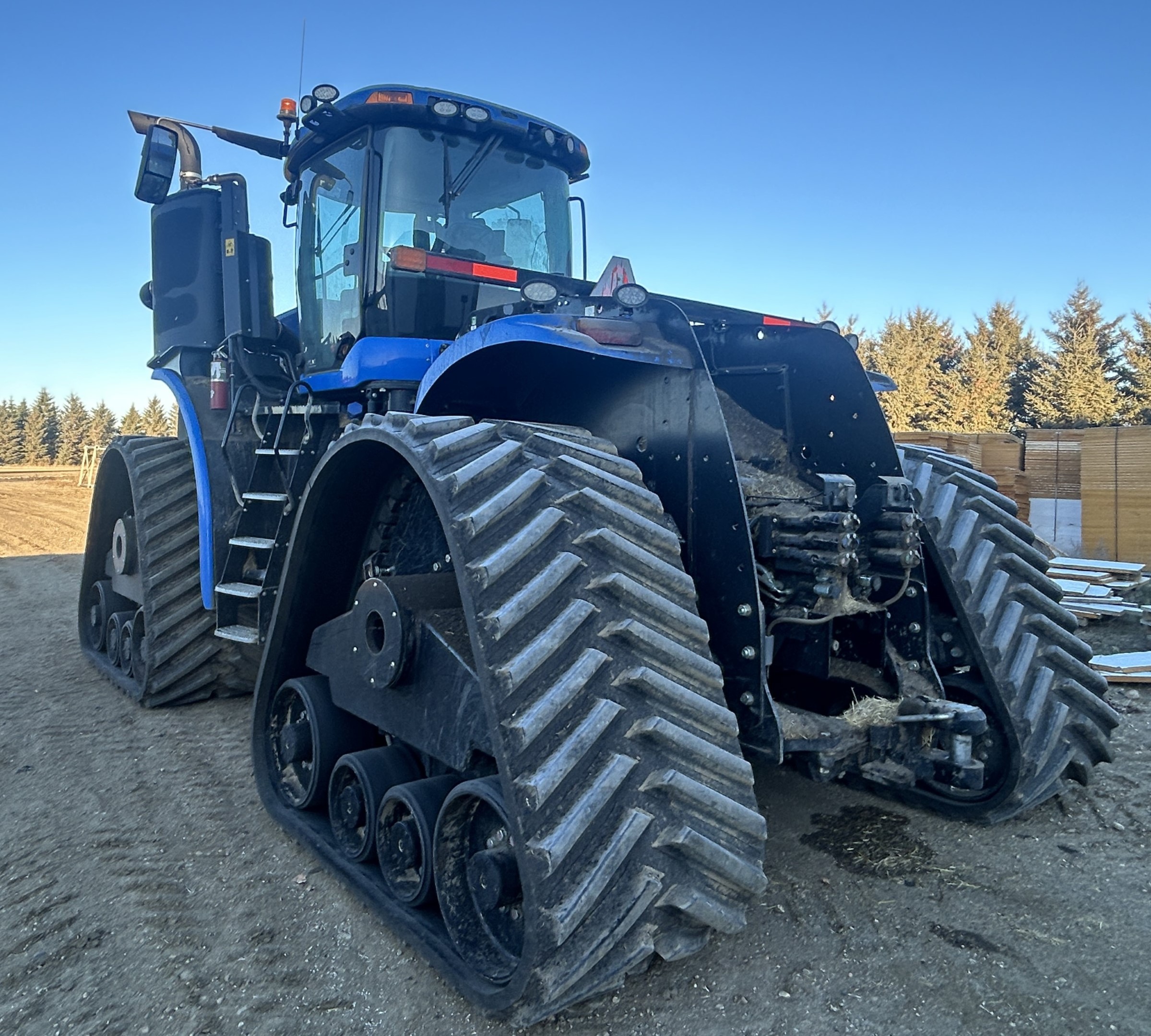 2023 New Holland T9.700 Tractor Rubber Track