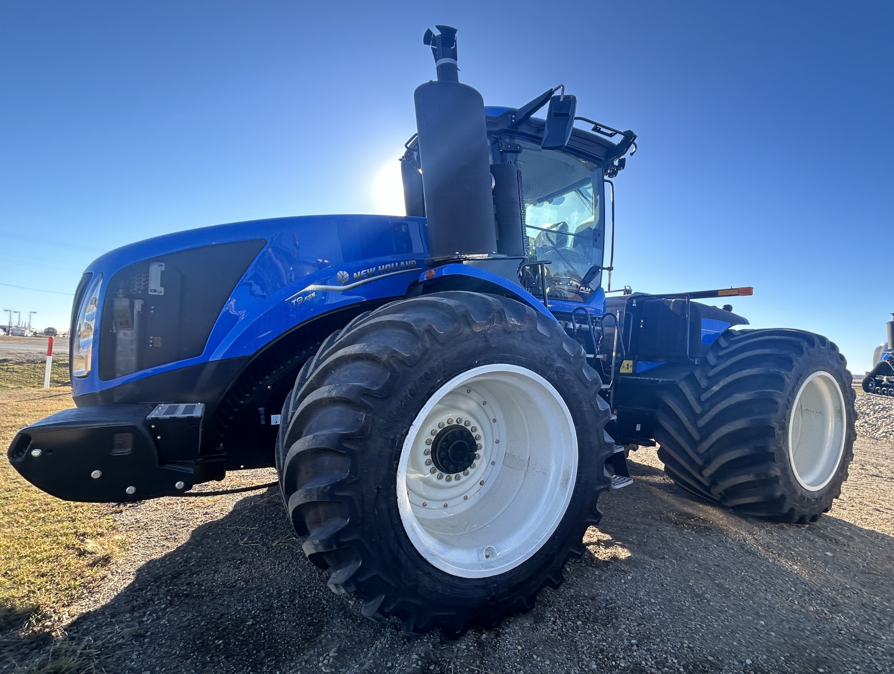 2024 New Holland T9.655 PLMI Tractor 4WD