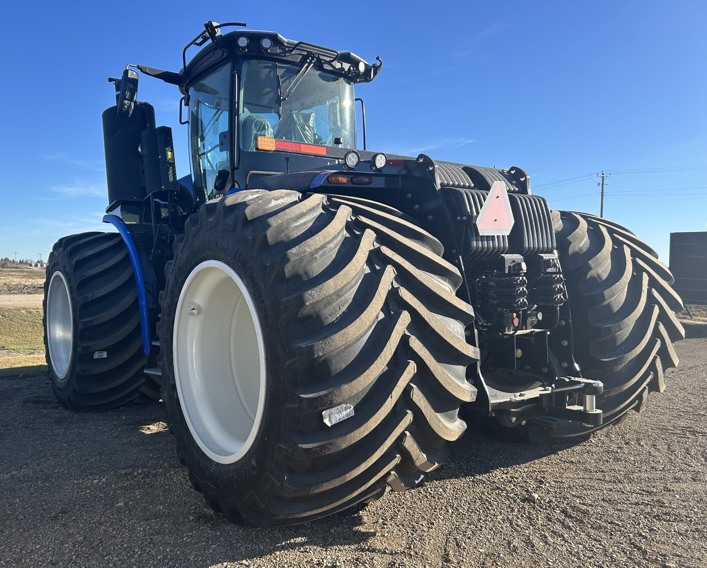 2024 New Holland T9.655 PLMI Tractor 4WD