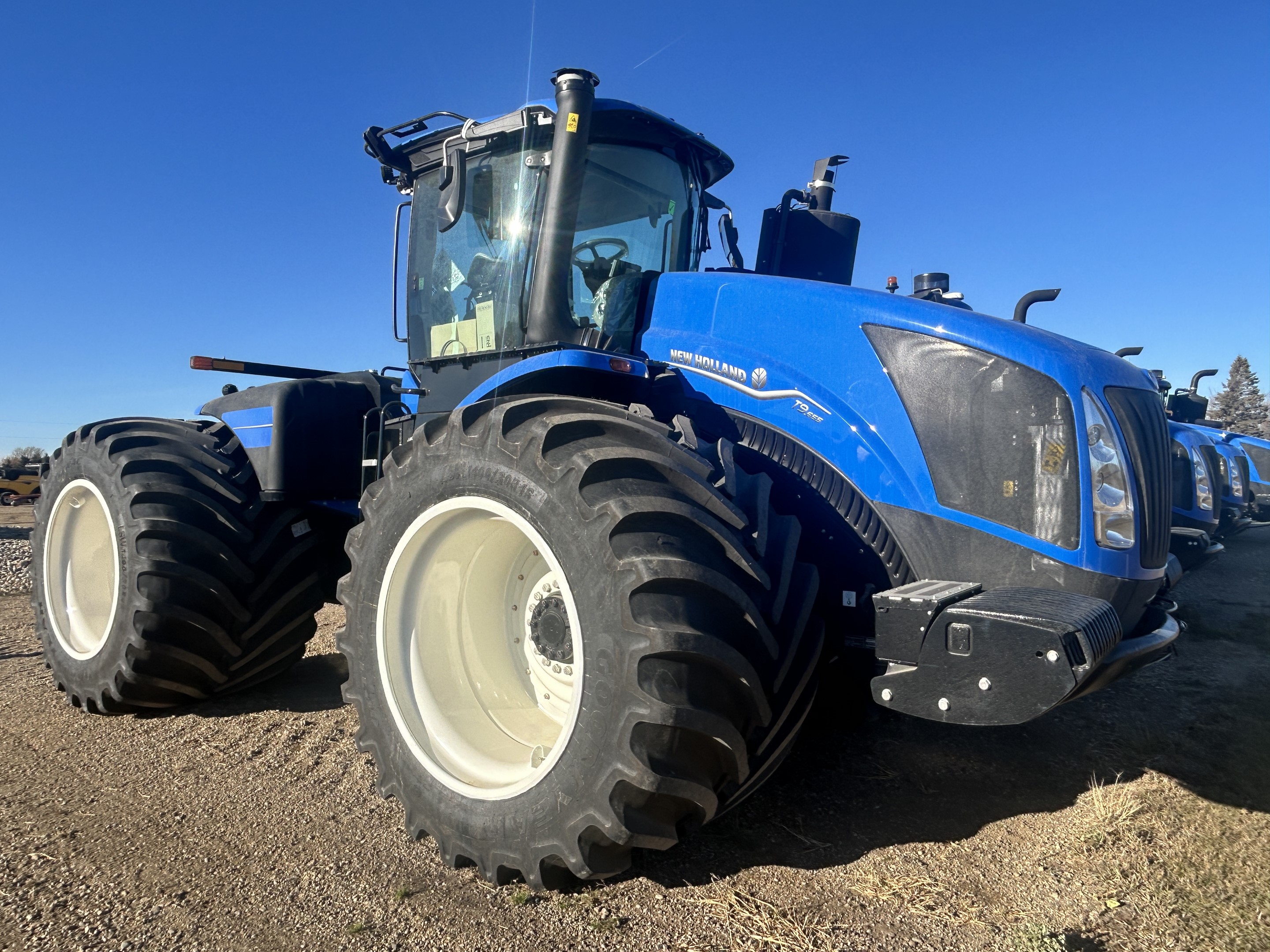 2024 New Holland T9.655 PLMI Tractor 4WD