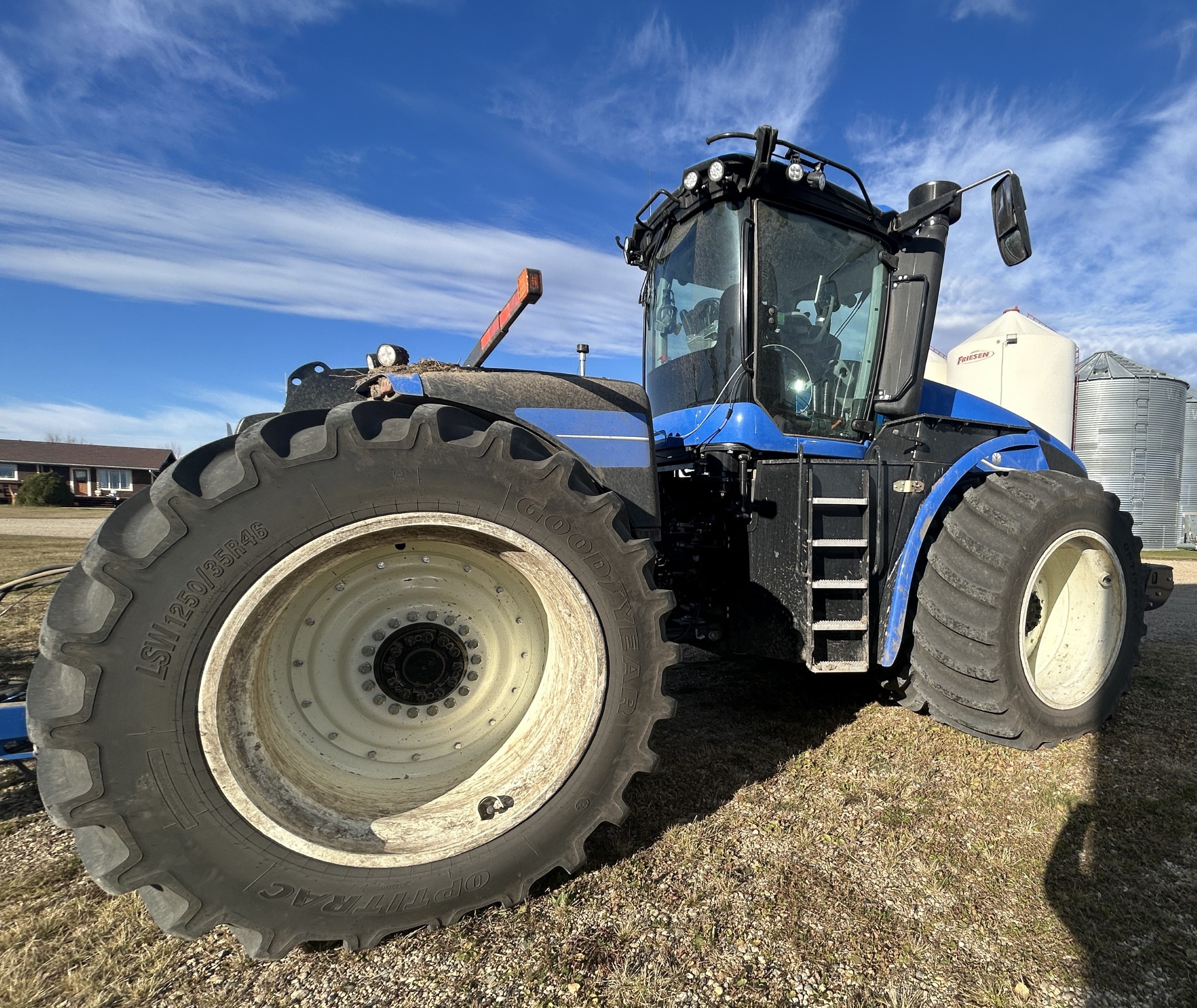 2024 New Holland T9.655 PLMI Tractor 4WD