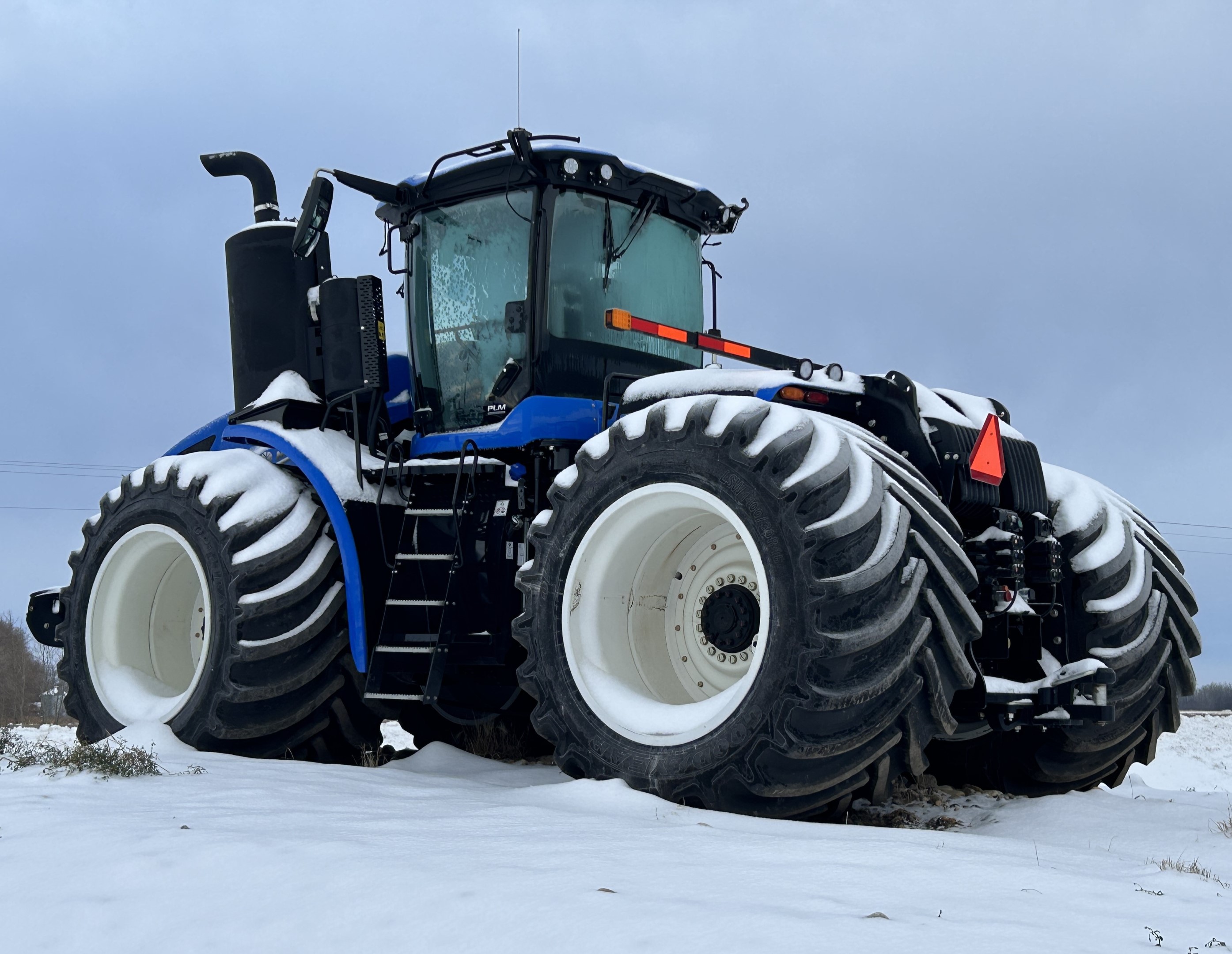 2024 New Holland T9.655 PLMI Tractor 4WD