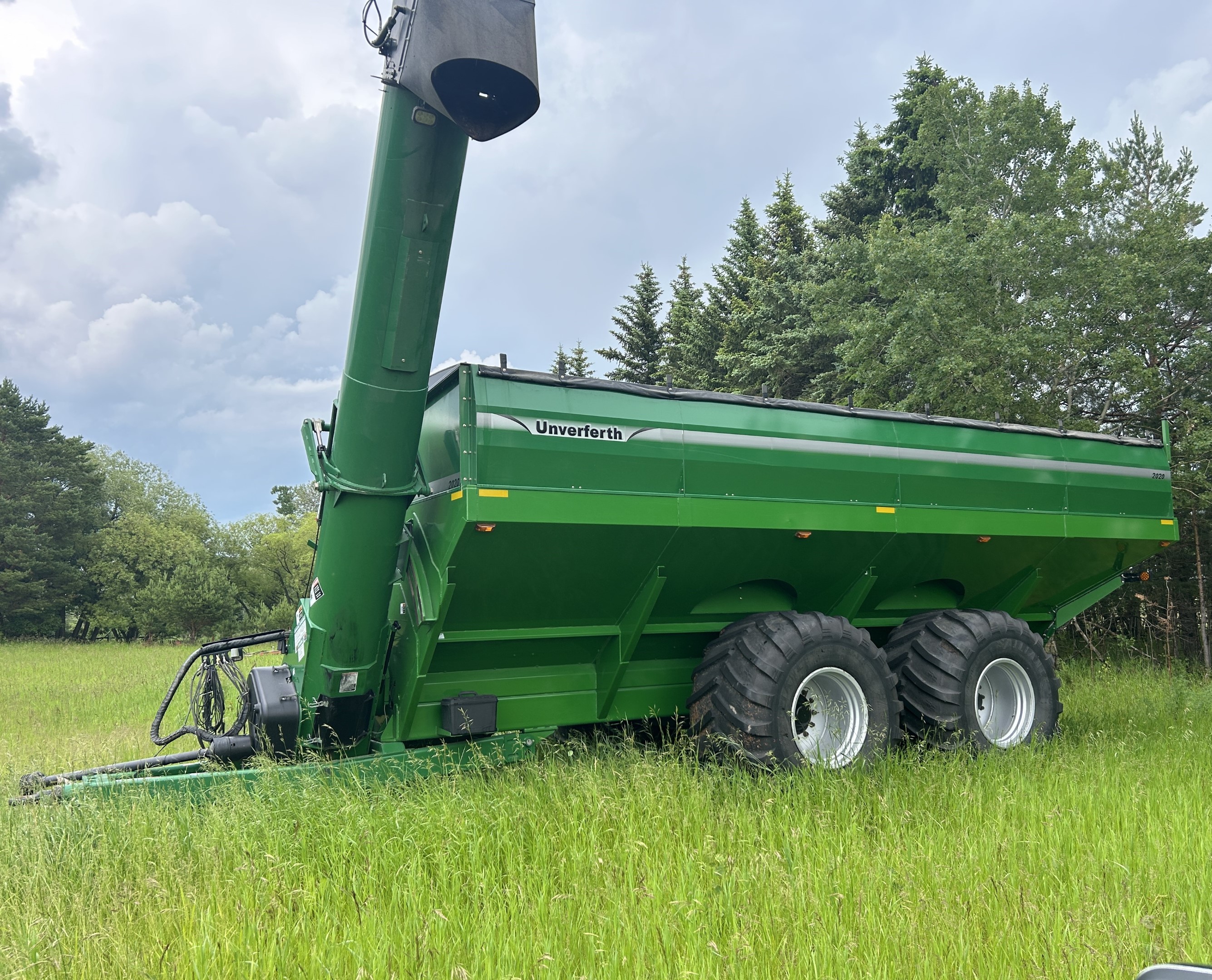 2020 Unverferth 2020 Grain Cart