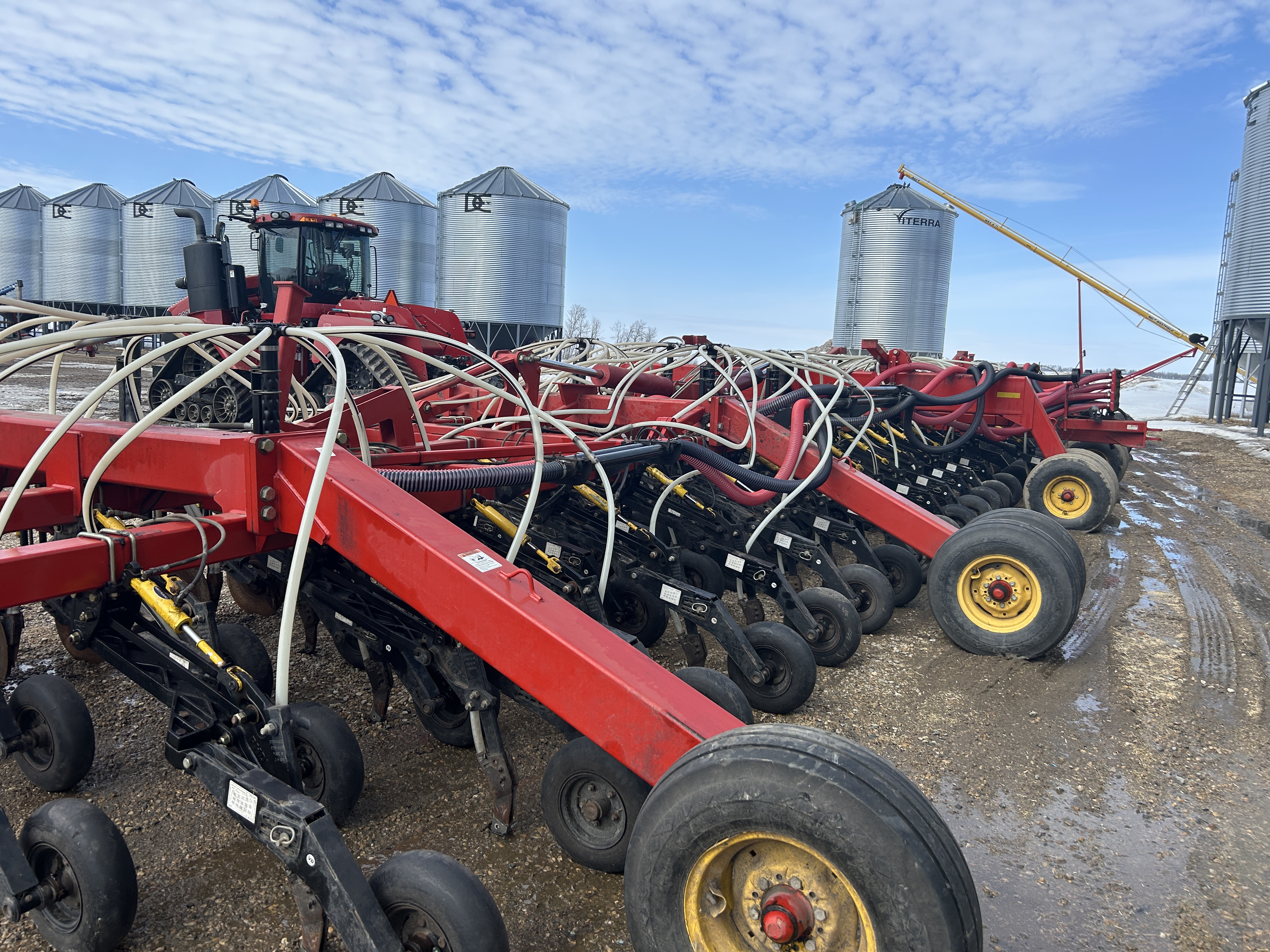 2011 Bourgault 3310-75 Air Drill