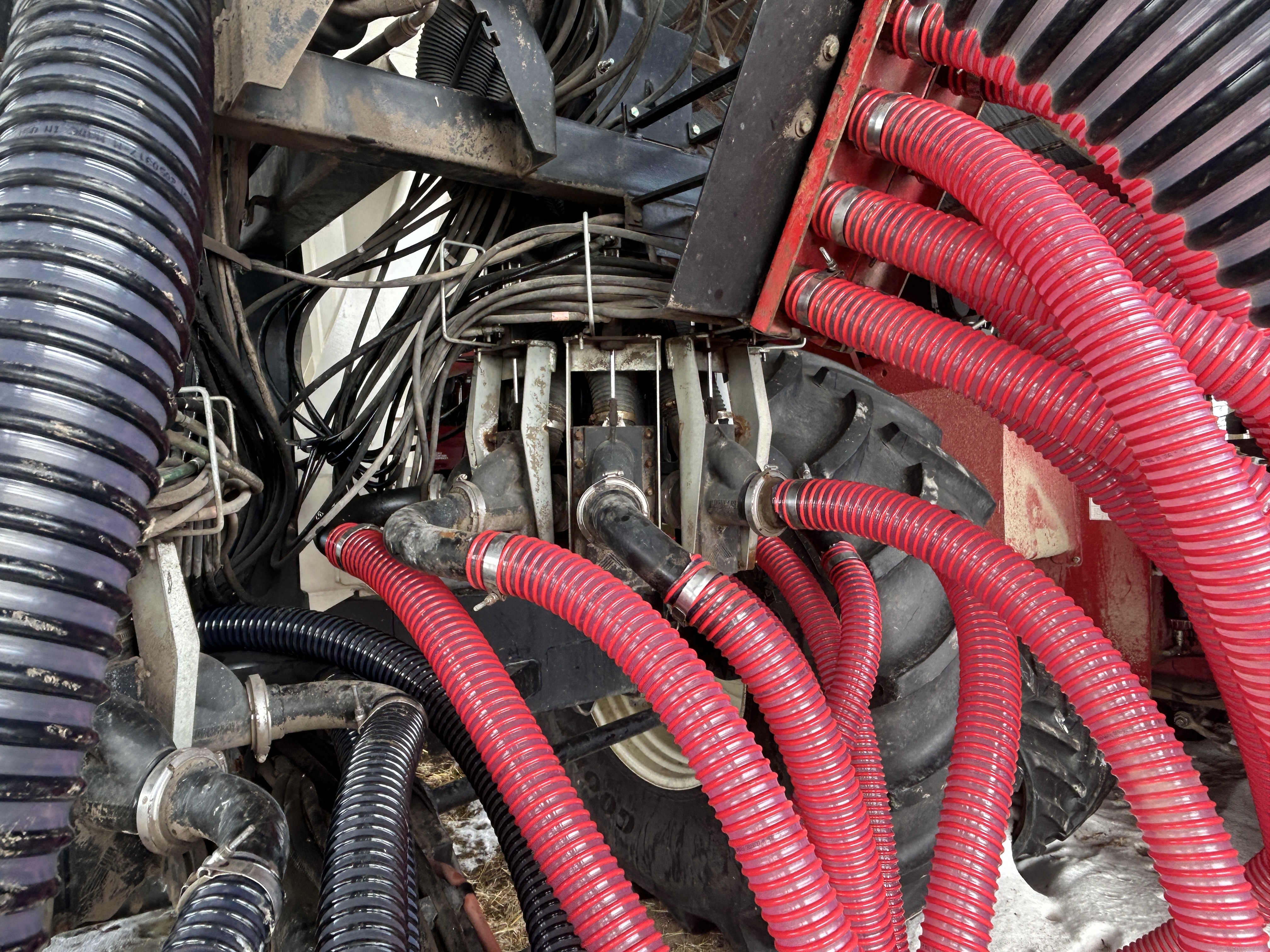 2011 Bourgault 3310-75 Air Drill