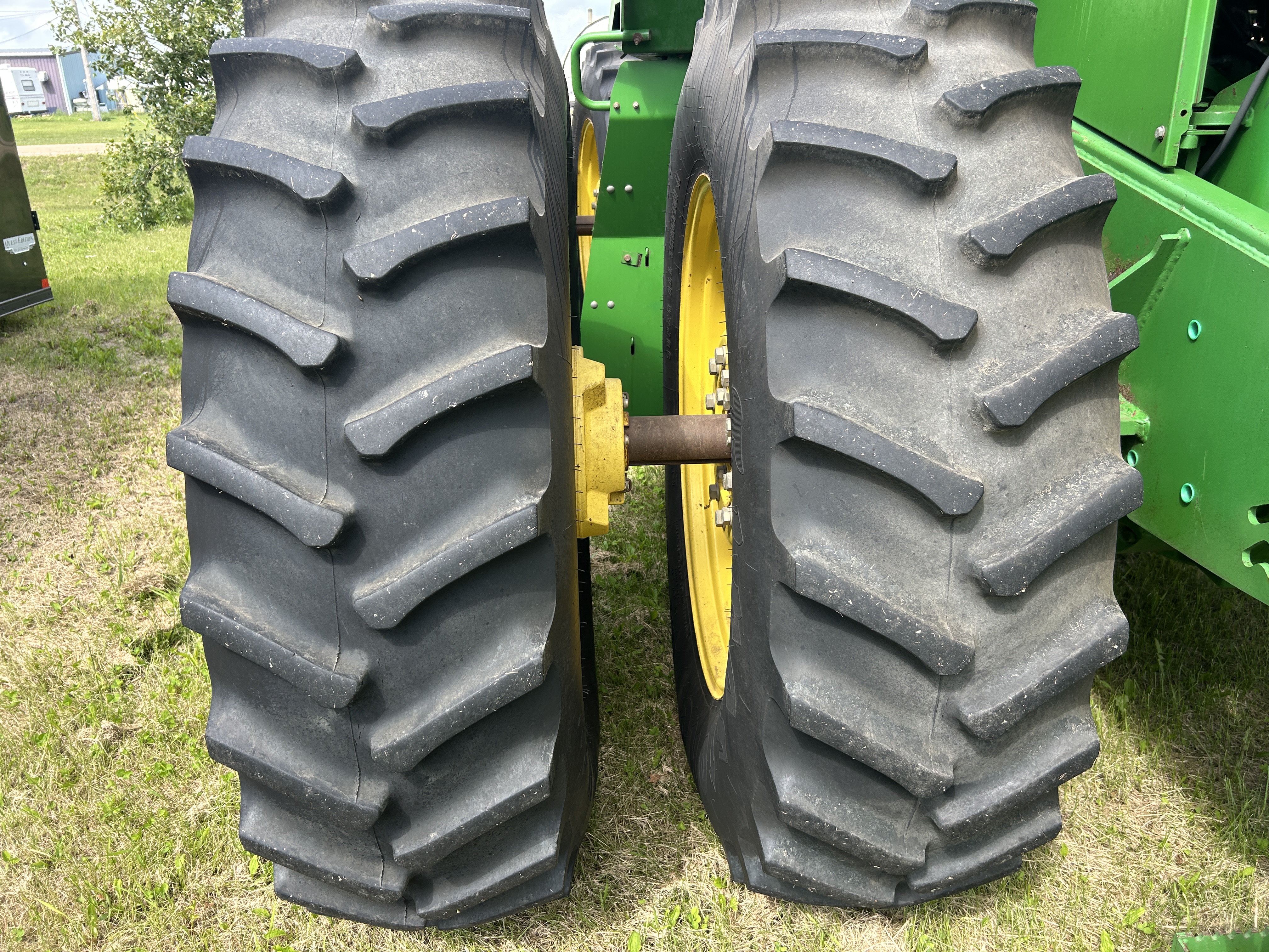 1992 John Deere 8560 Tractor 4WD