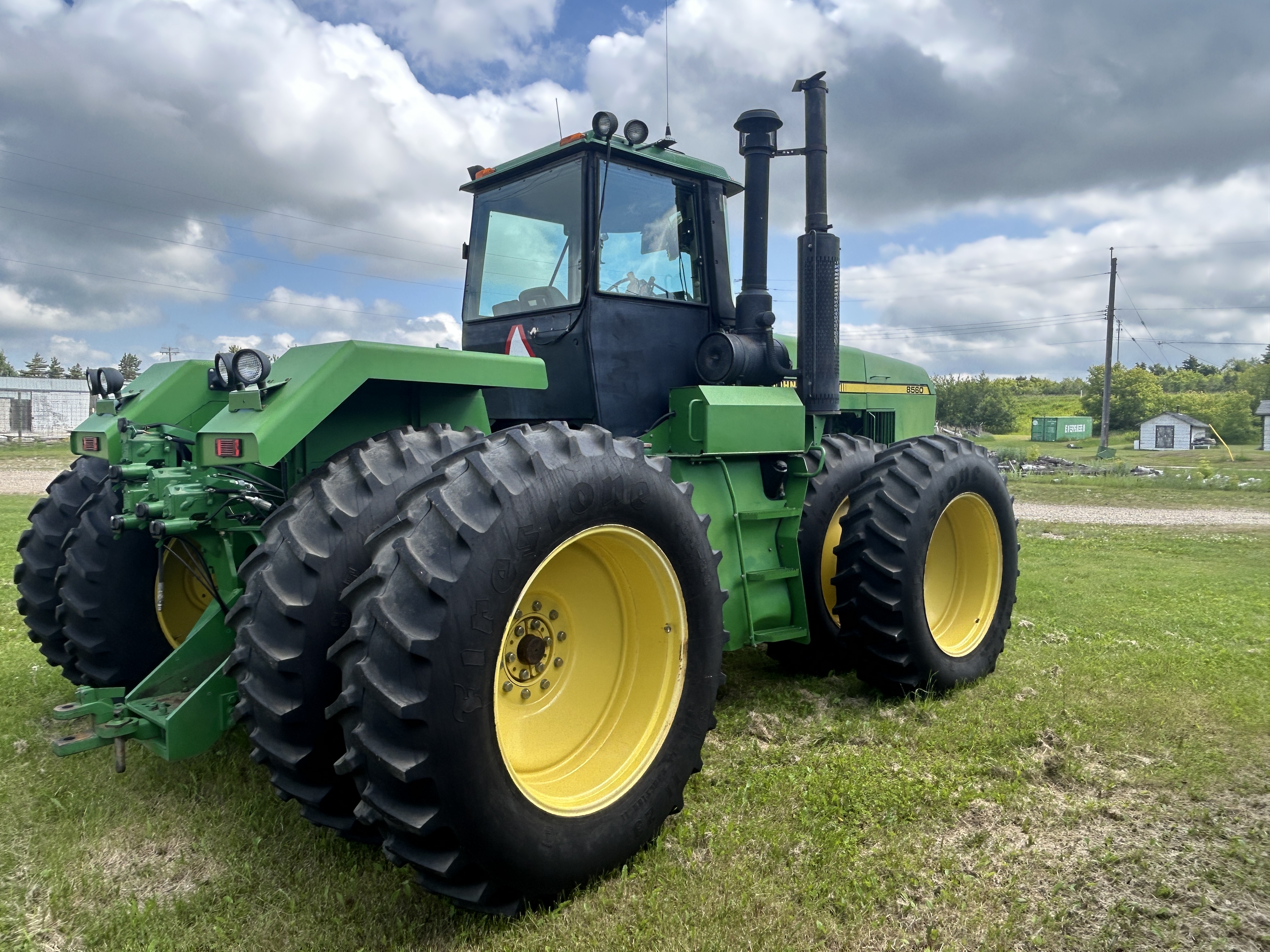 1992 John Deere 8560 Tractor 4WD