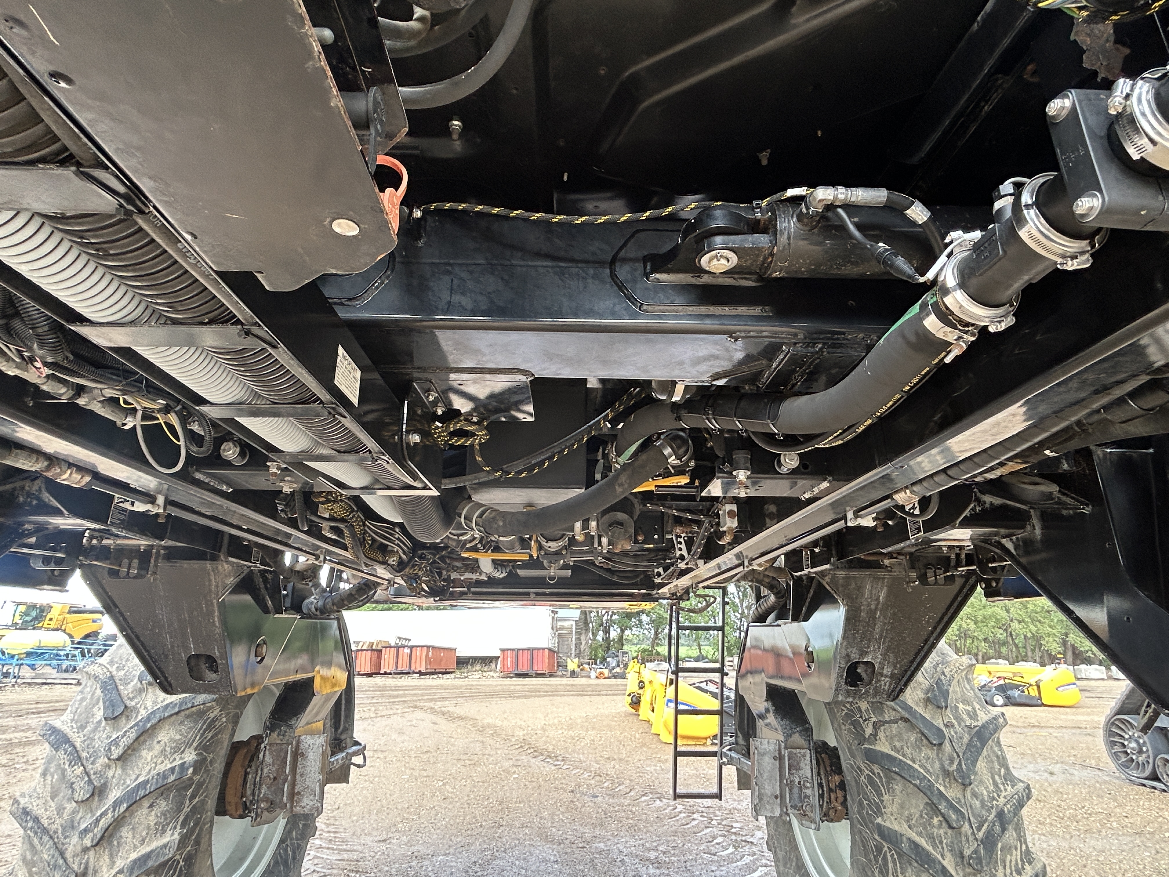 2011 New Holland SP.240F Sprayer/High Clearance