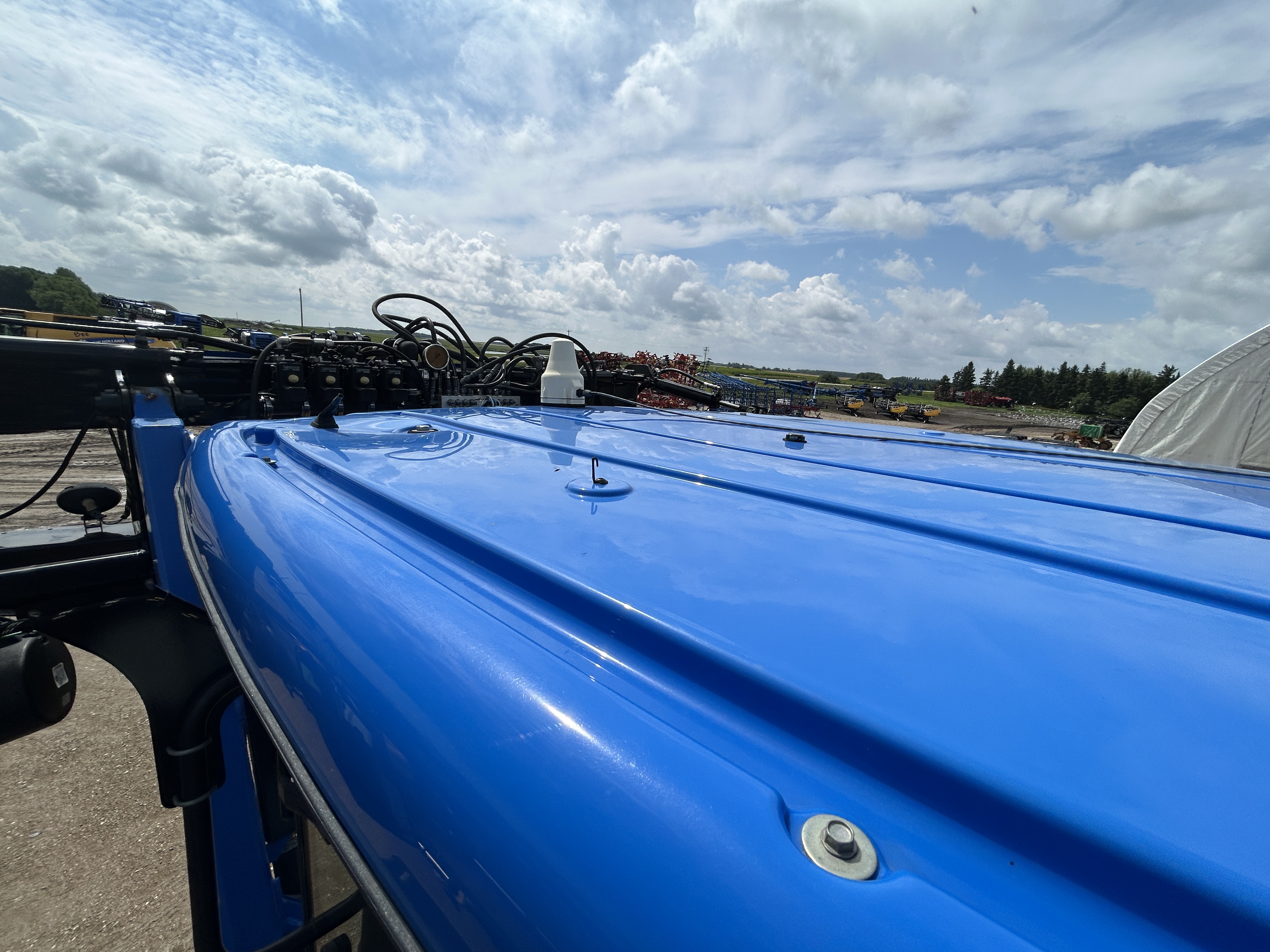 2011 New Holland SP.240F Sprayer/High Clearance