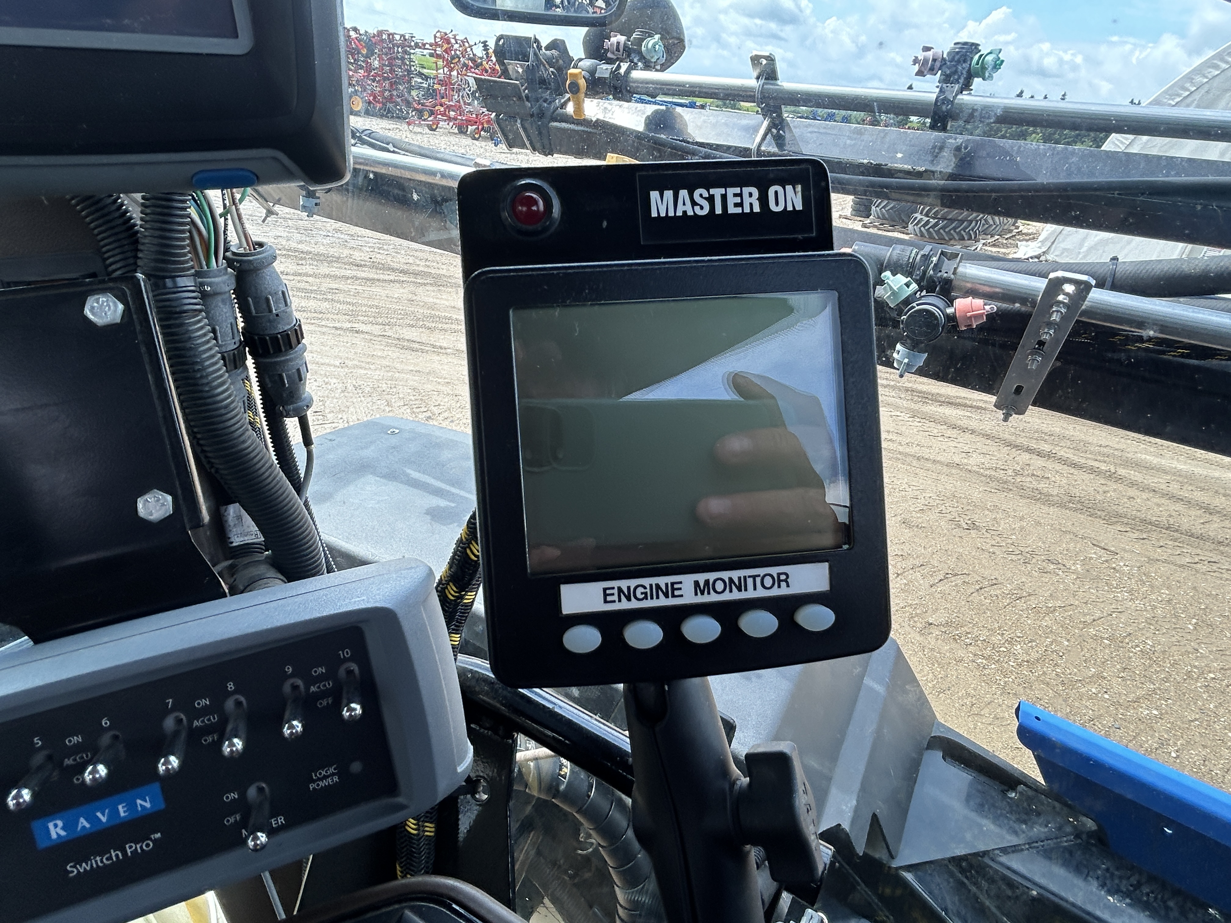 2011 New Holland SP.240F Sprayer/High Clearance