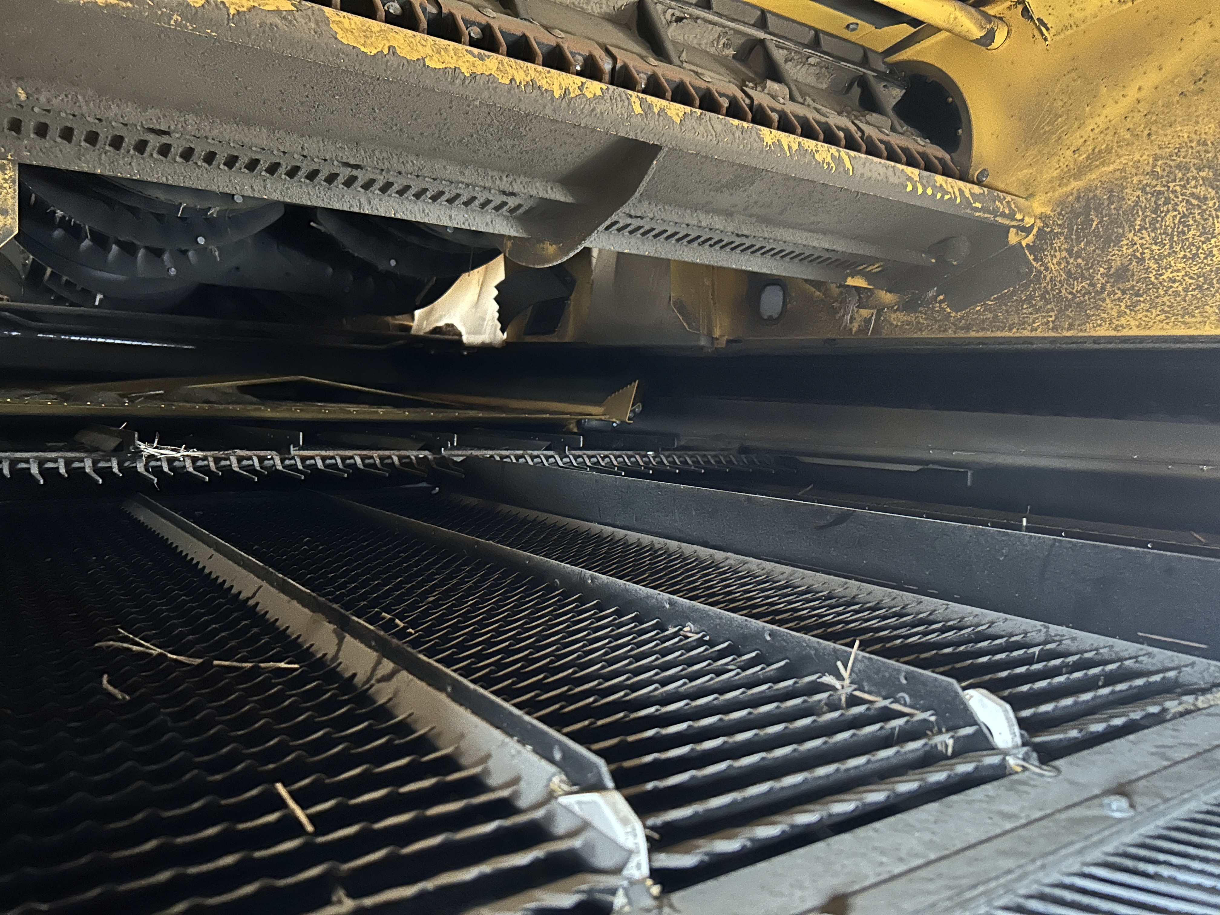 2023 New Holland CR9.90Z Combine