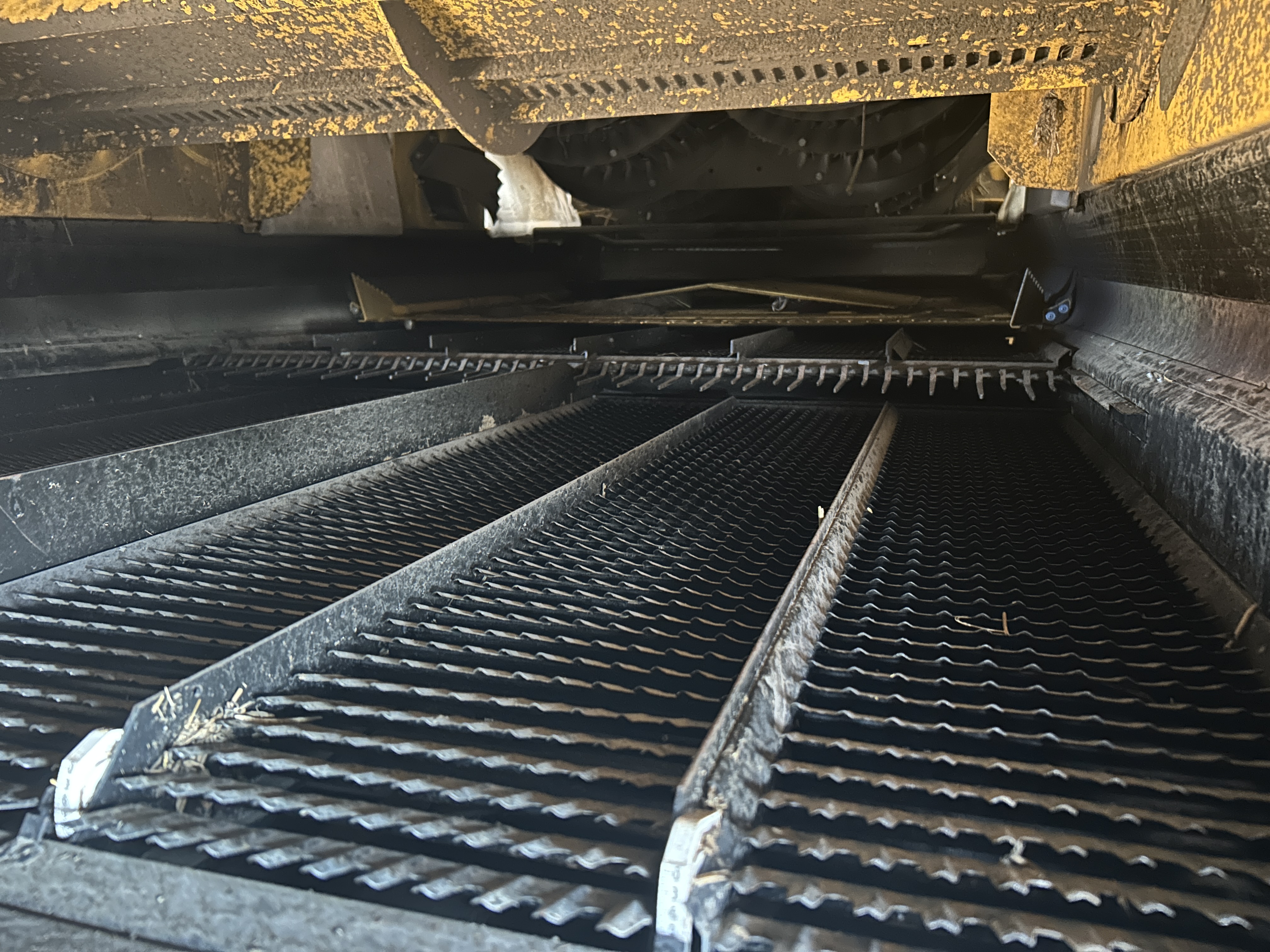 2023 New Holland CR9.90Z Combine