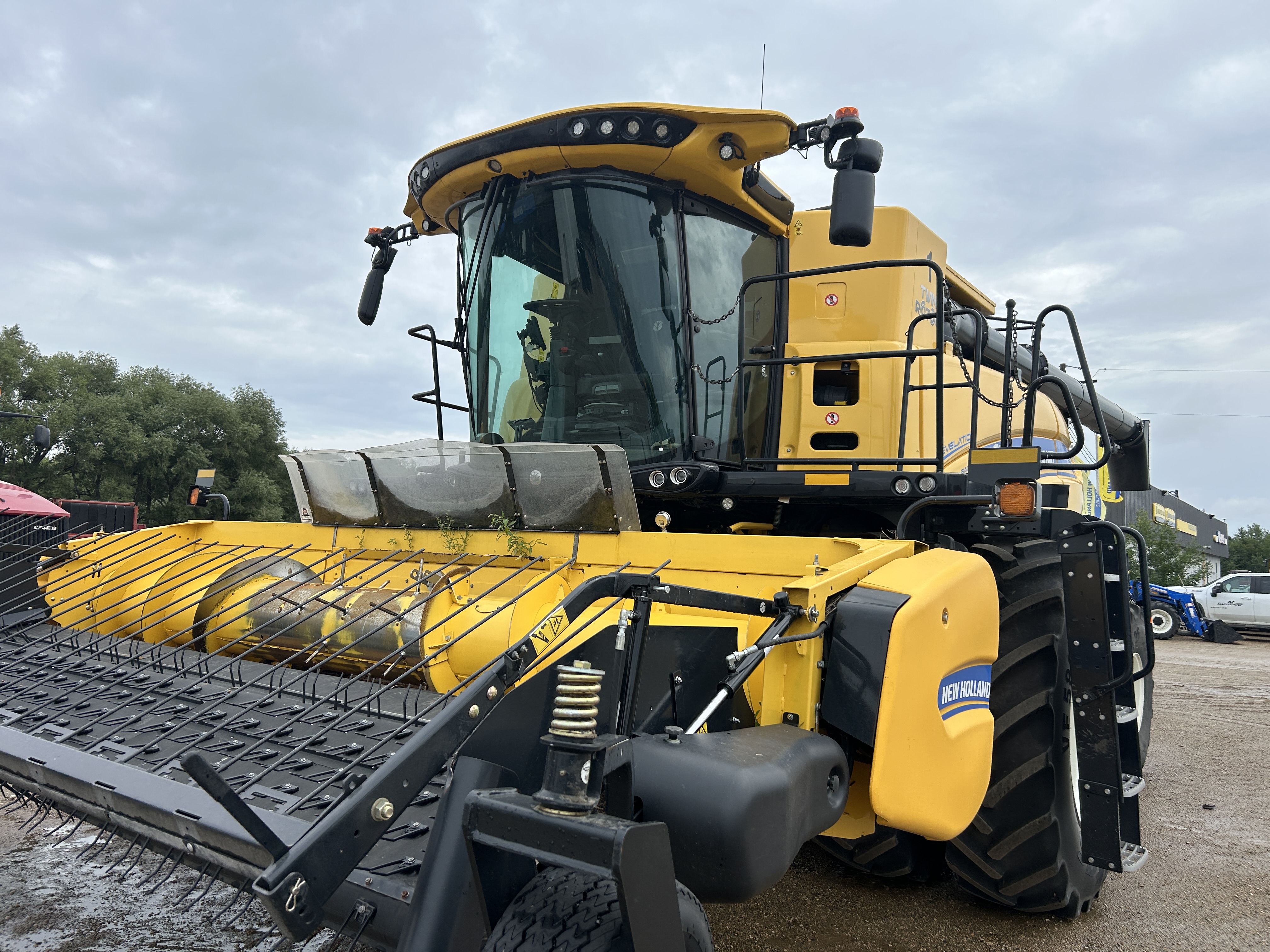 2023 New Holland CR9.90Z Combine