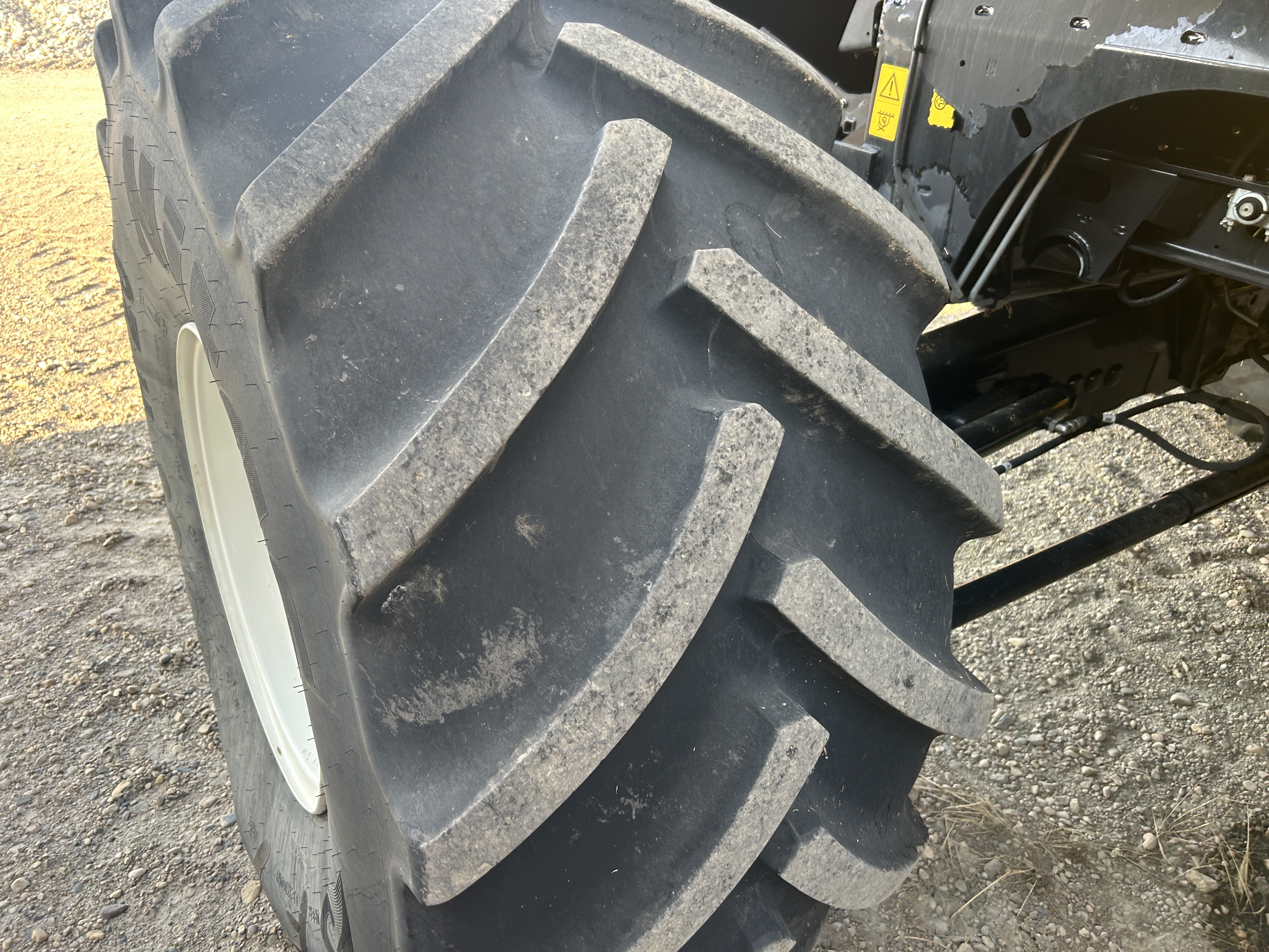 2023 New Holland CR9.90Z Combine