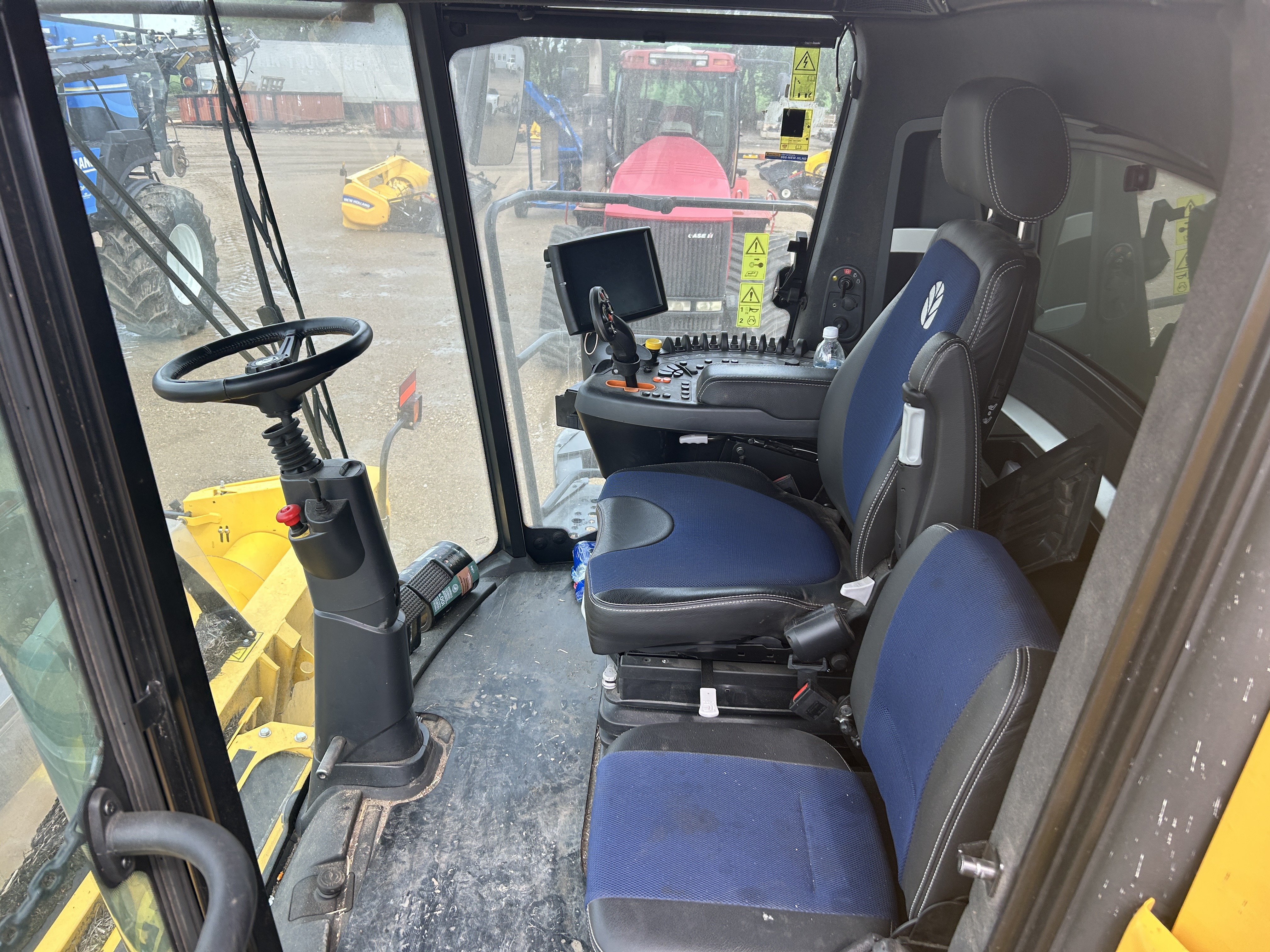 2023 New Holland CR9.90Z Combine