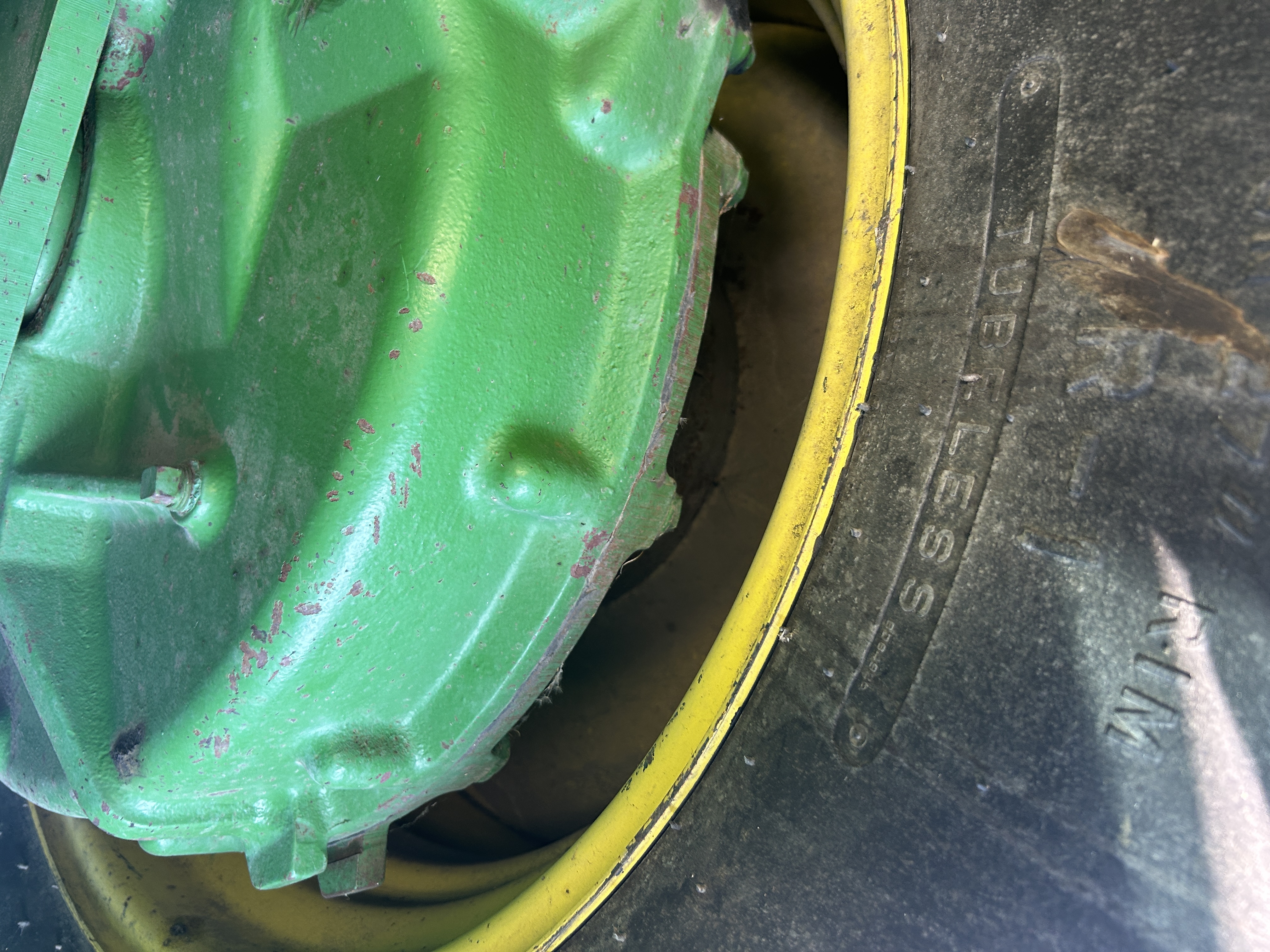 1993 John Deere 9600 Combine