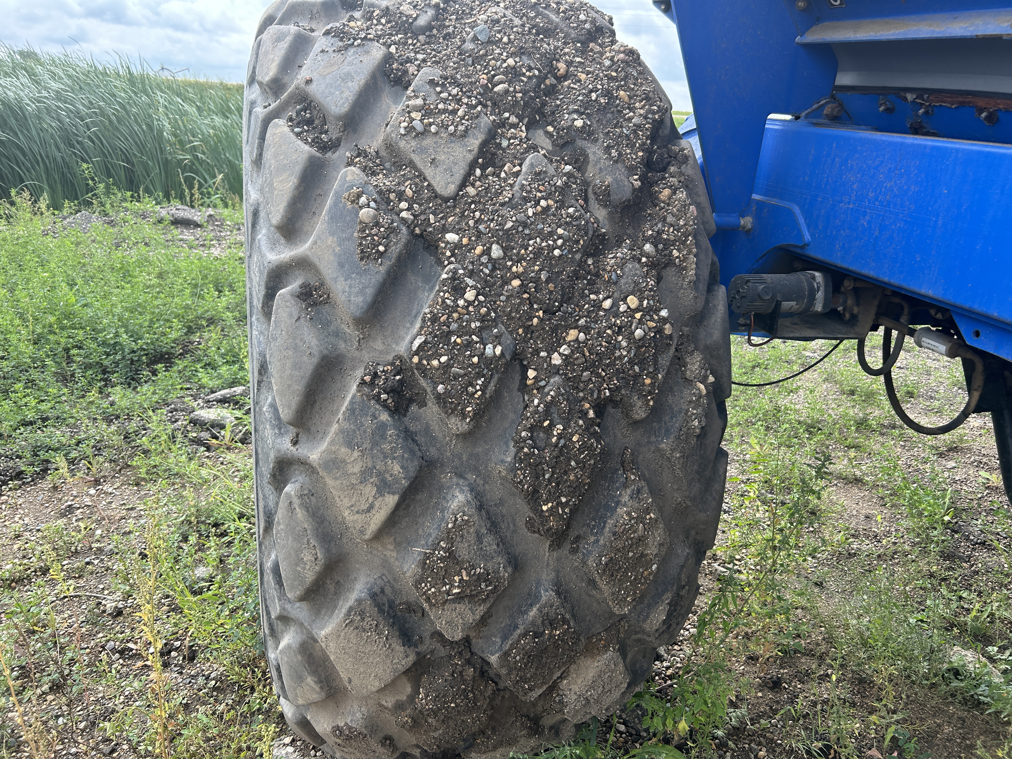 2007 New Holland SC380 Air Tank/Cart
