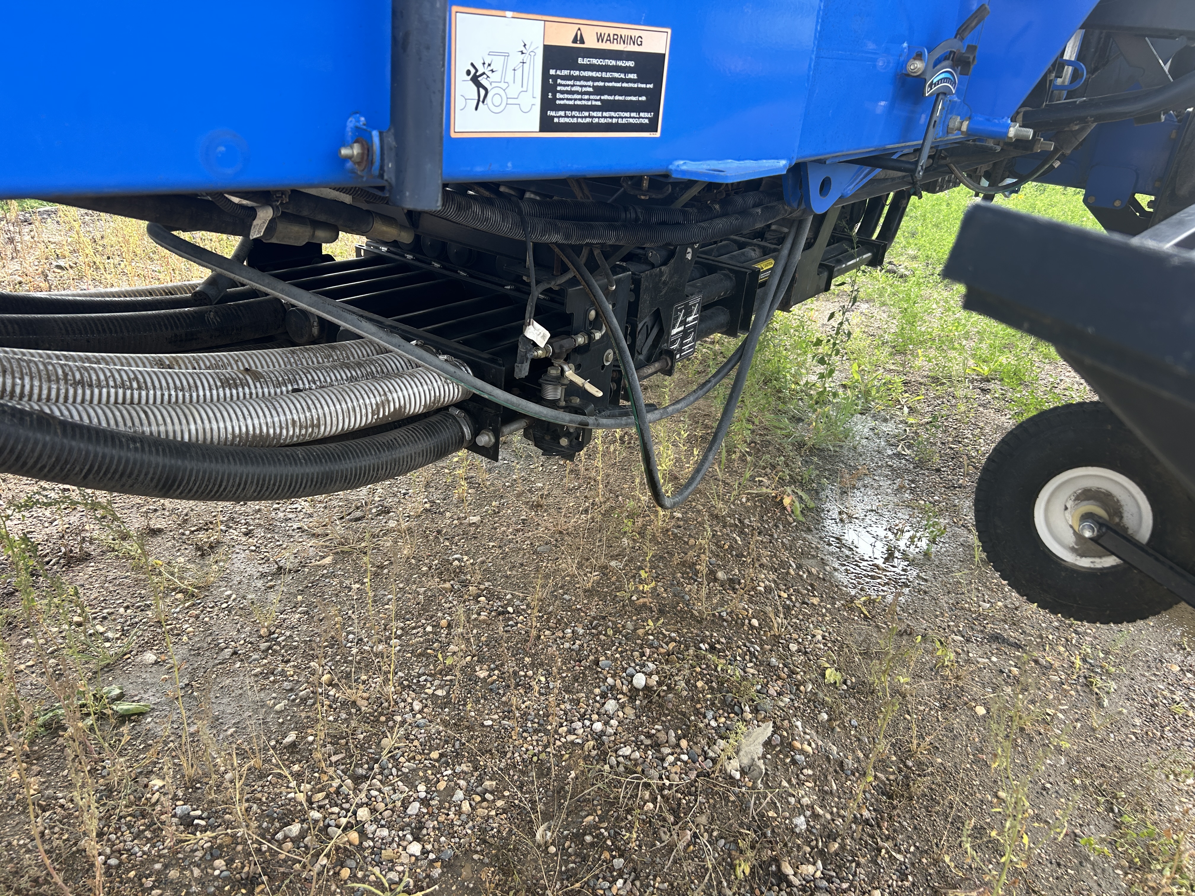 2007 New Holland SC380 Air Tank/Cart