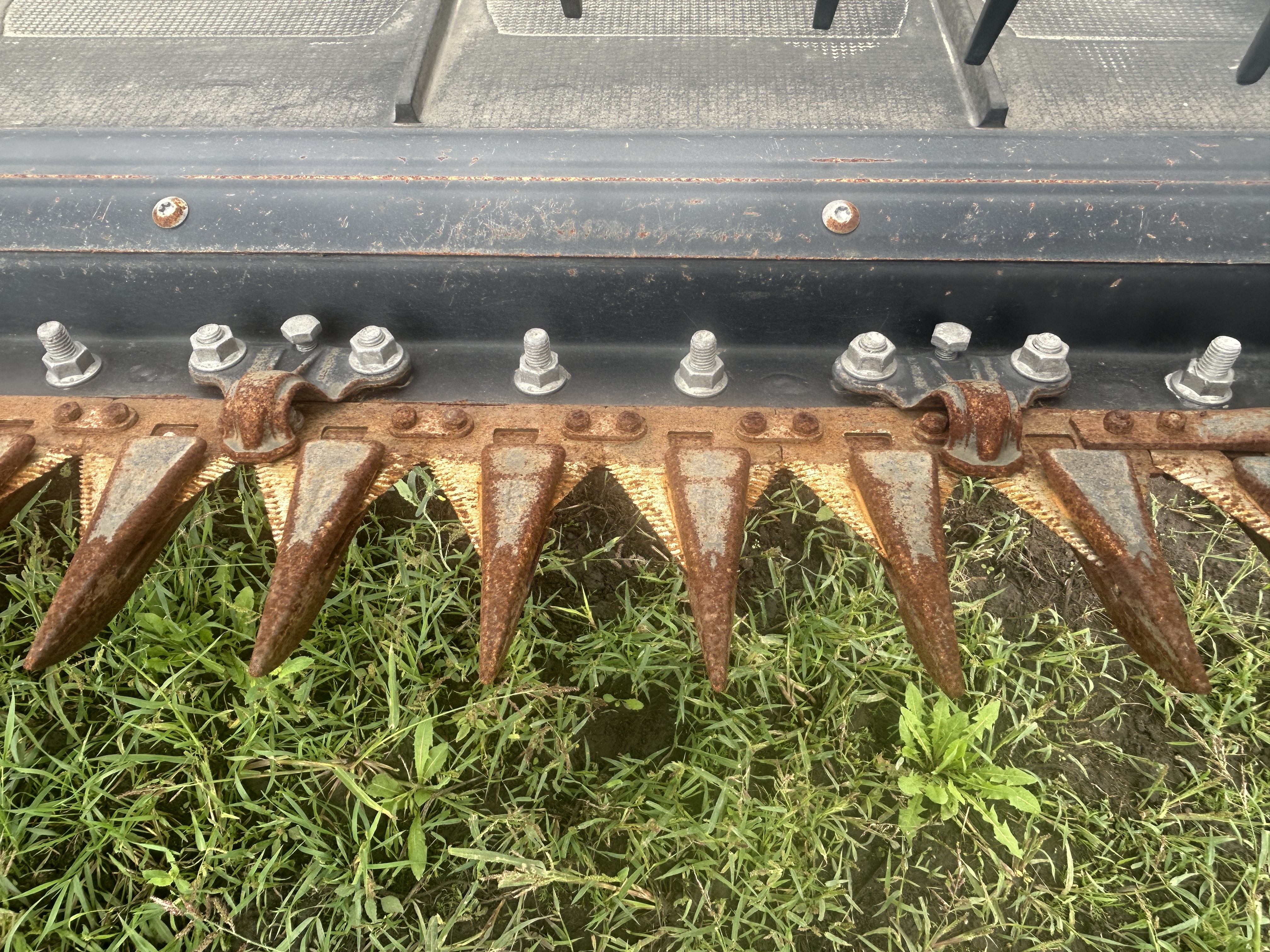 2024 MacDon FD240 Header Draper Flex