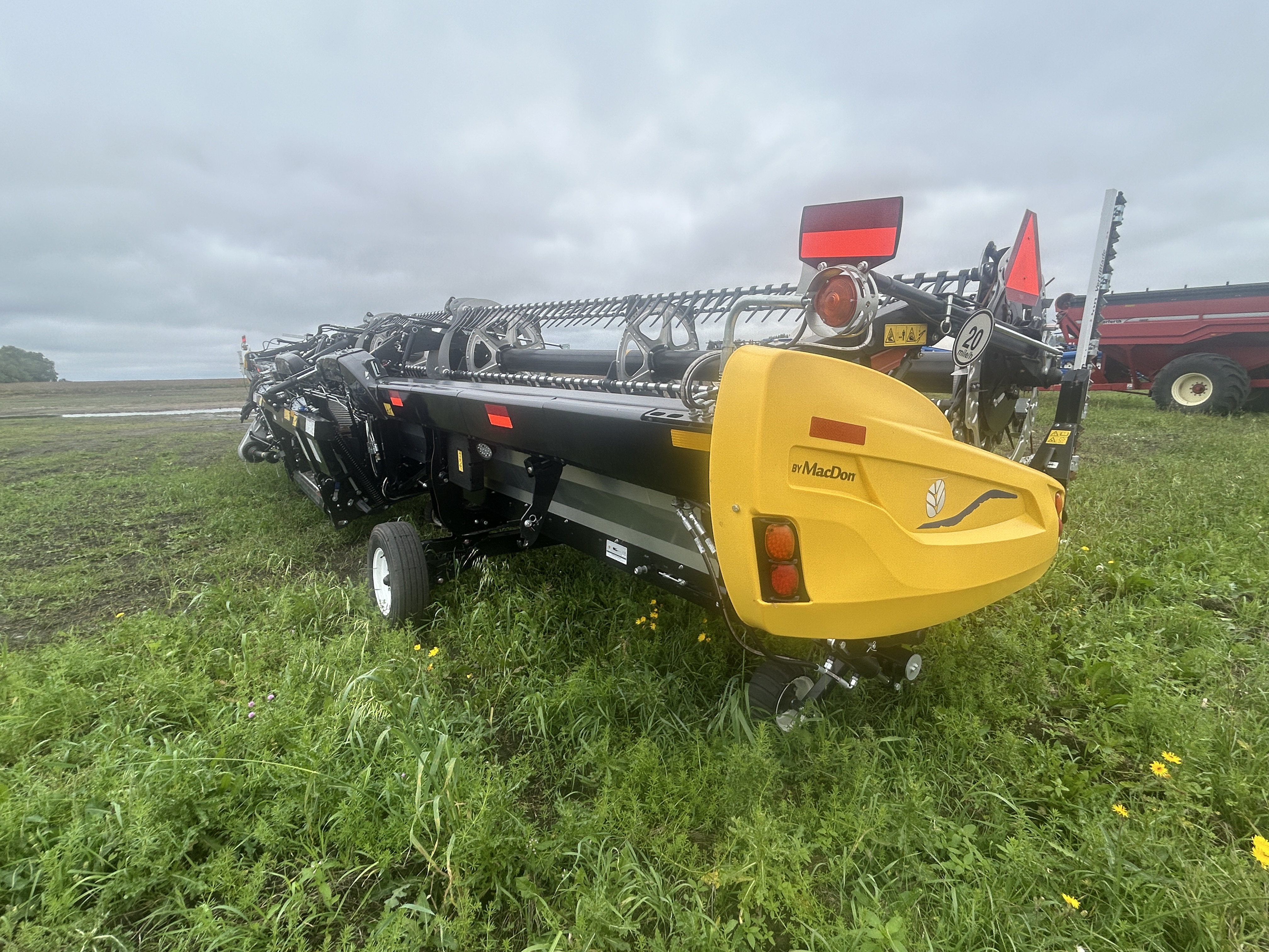 2024 MacDon FD240 Header Draper Flex