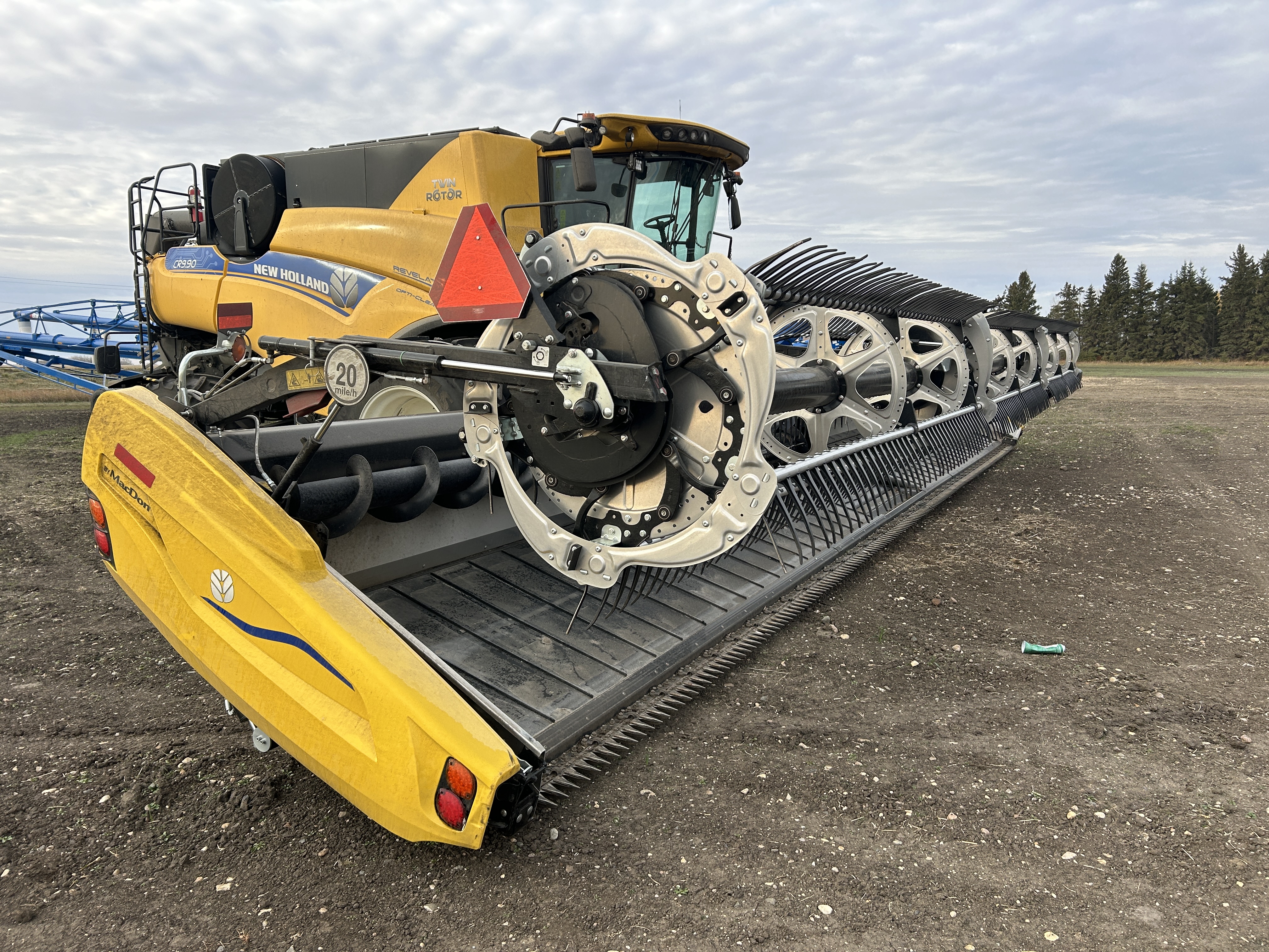 2024 MacDon FD245 Header Draper Flex