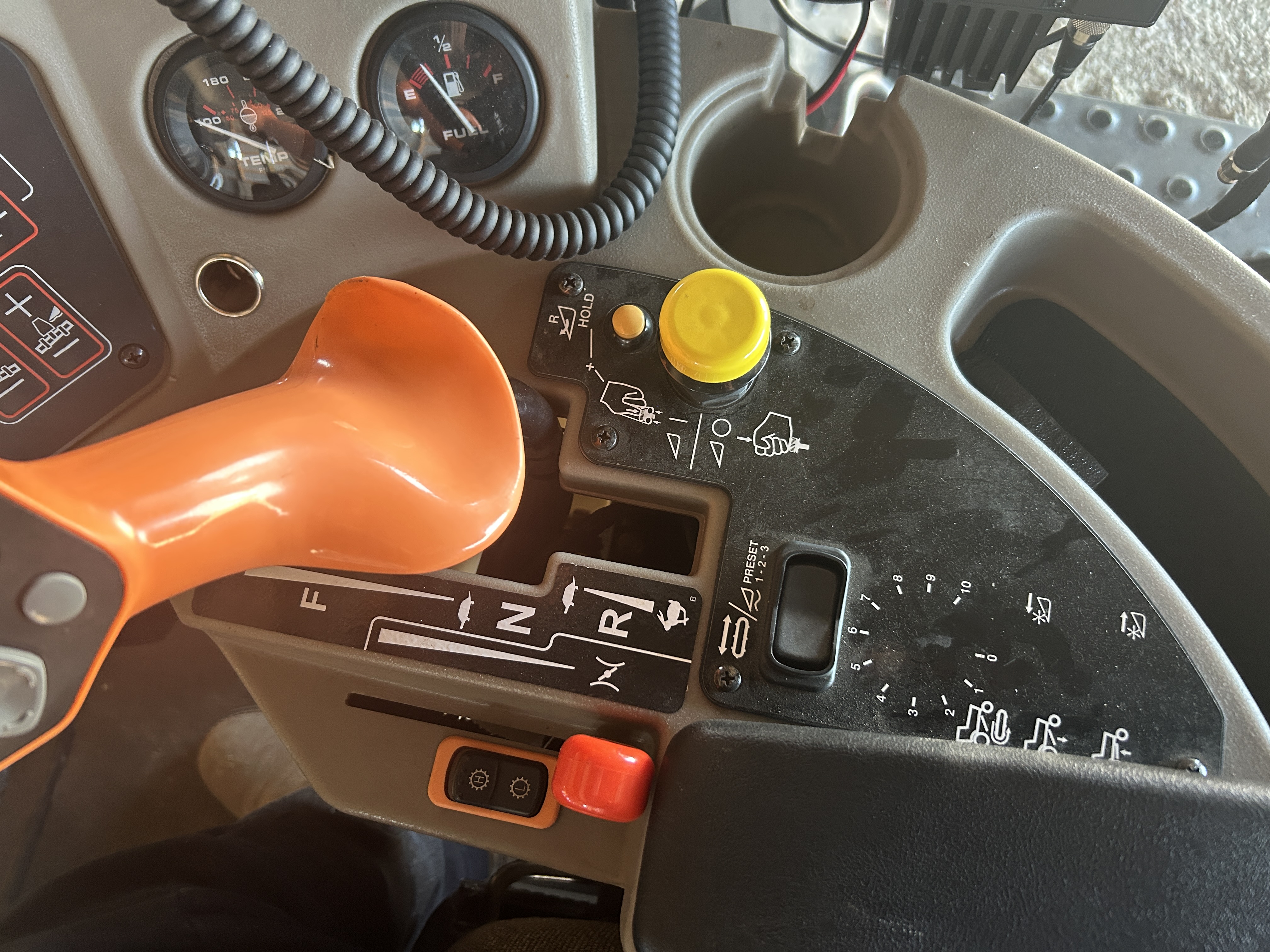 2013 MacDon M155 Windrower