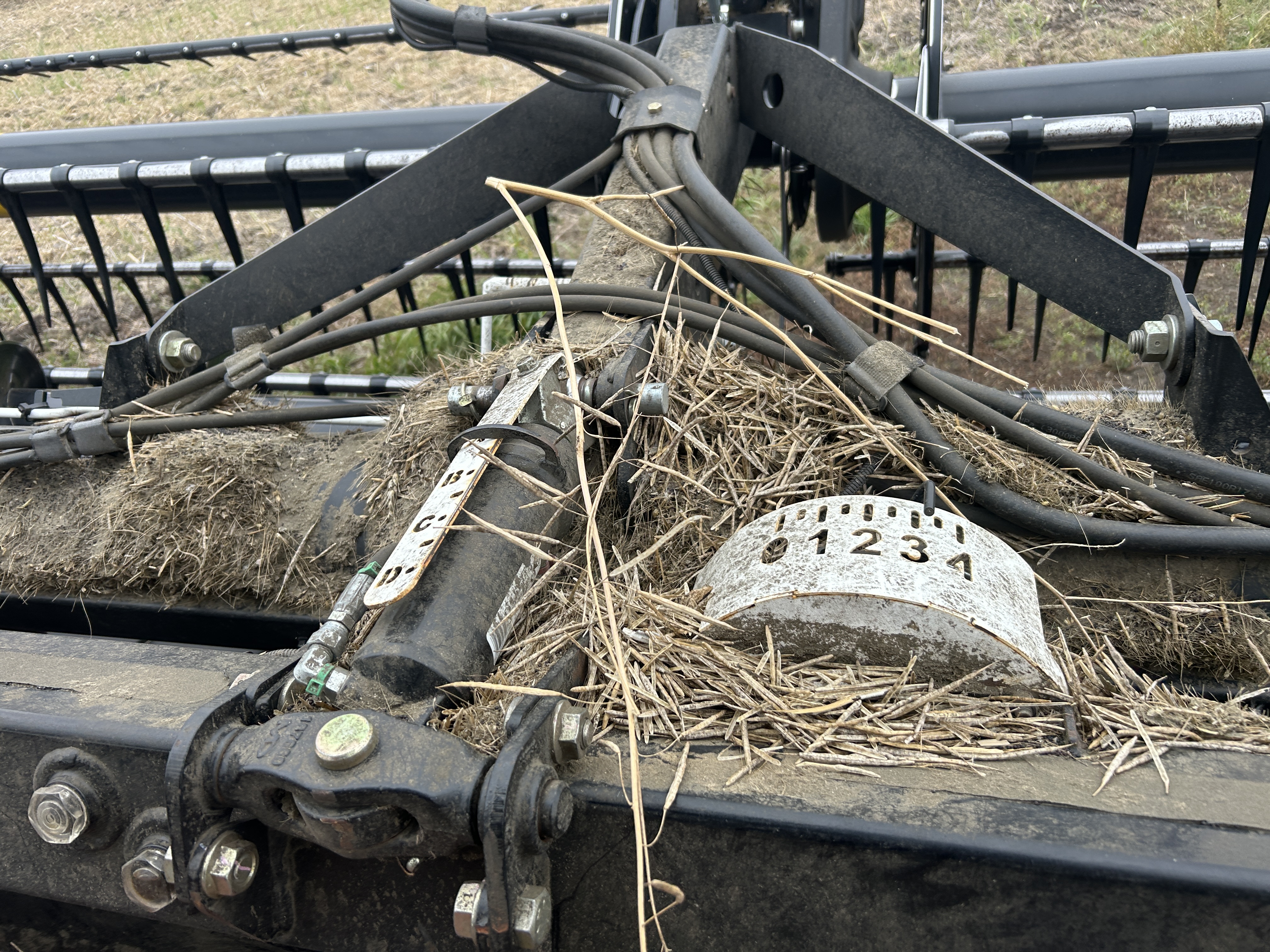 2017 MacDon FD75-S Header Draper Flex