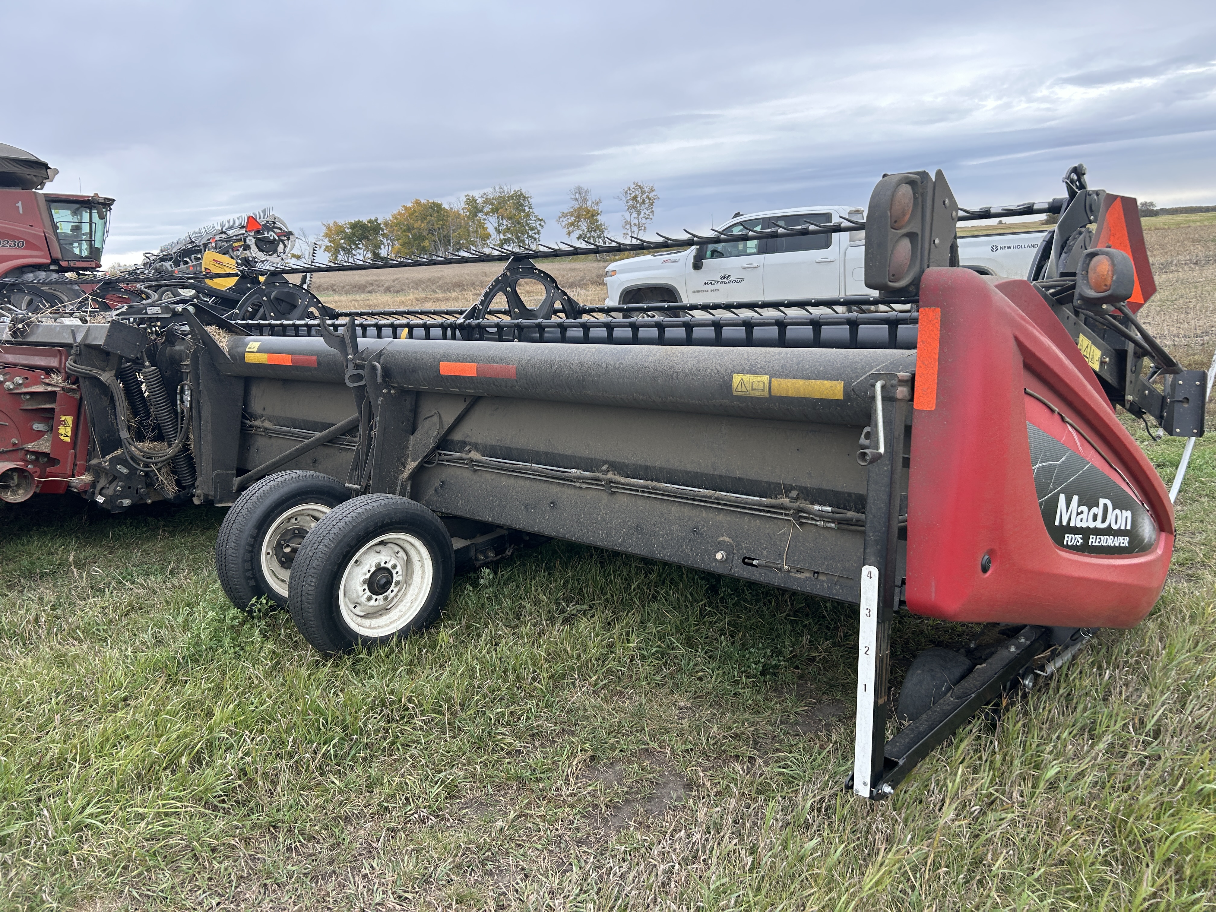 2017 MacDon FD75-S Header Draper Flex