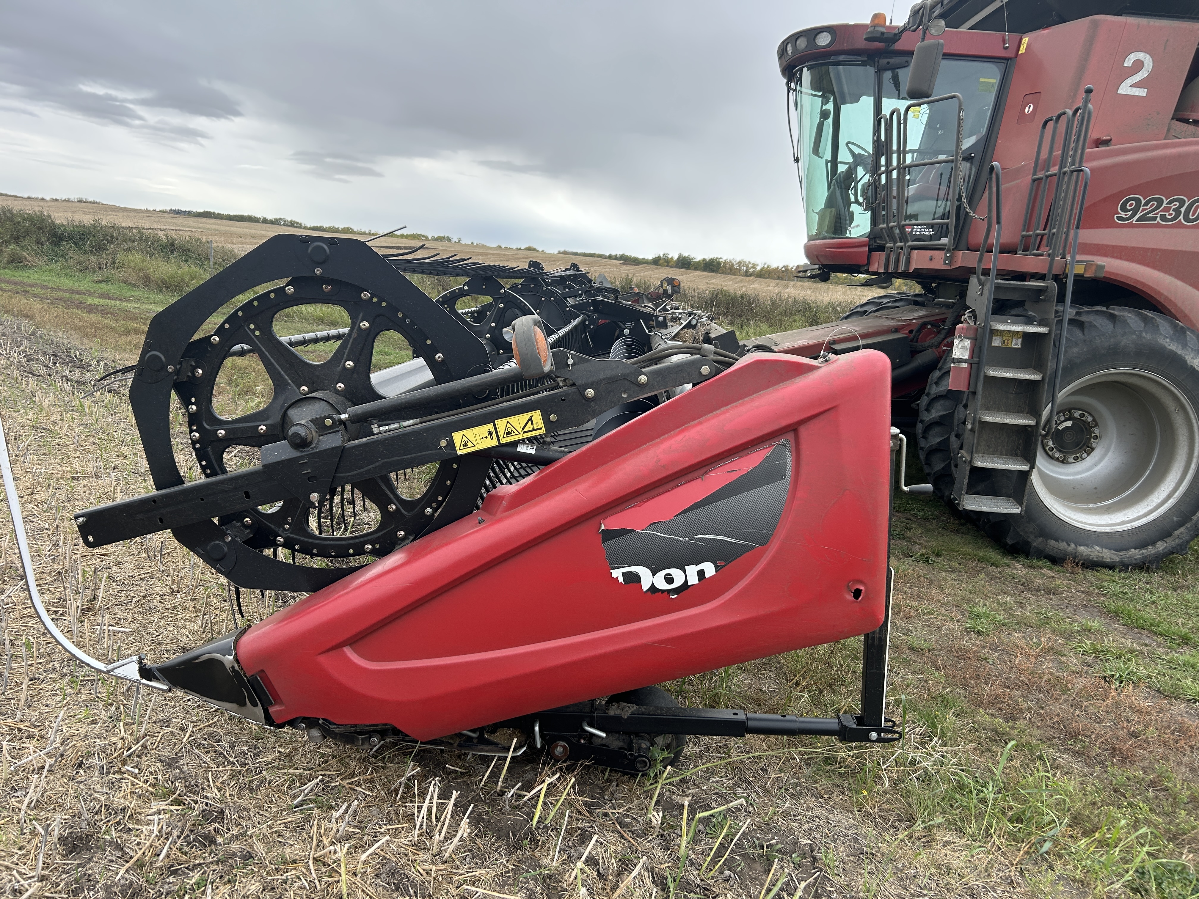 2017 MacDon FD75-S Header Draper Flex