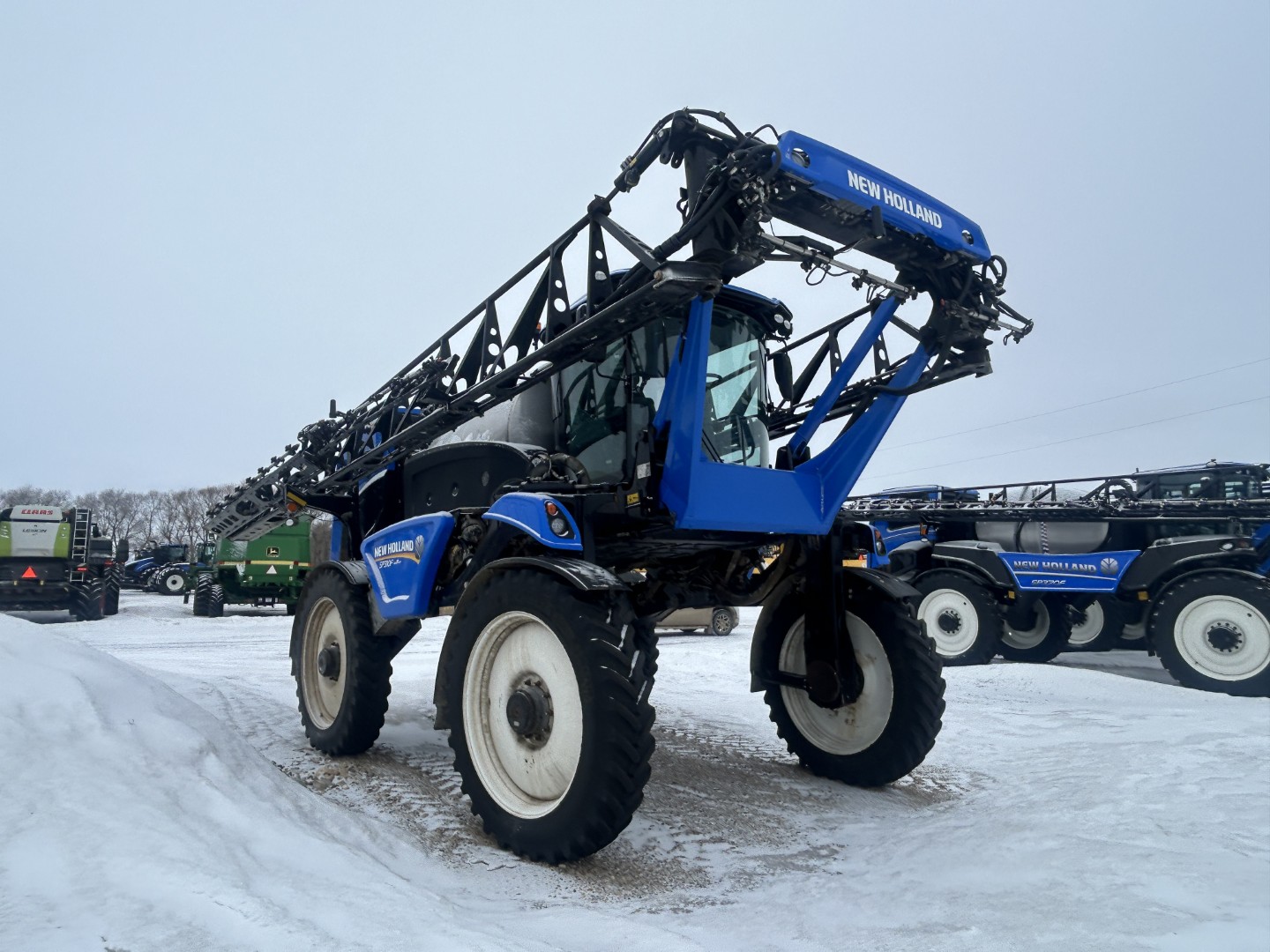 2019 New Holland SP.310F Sprayer/High Clearance