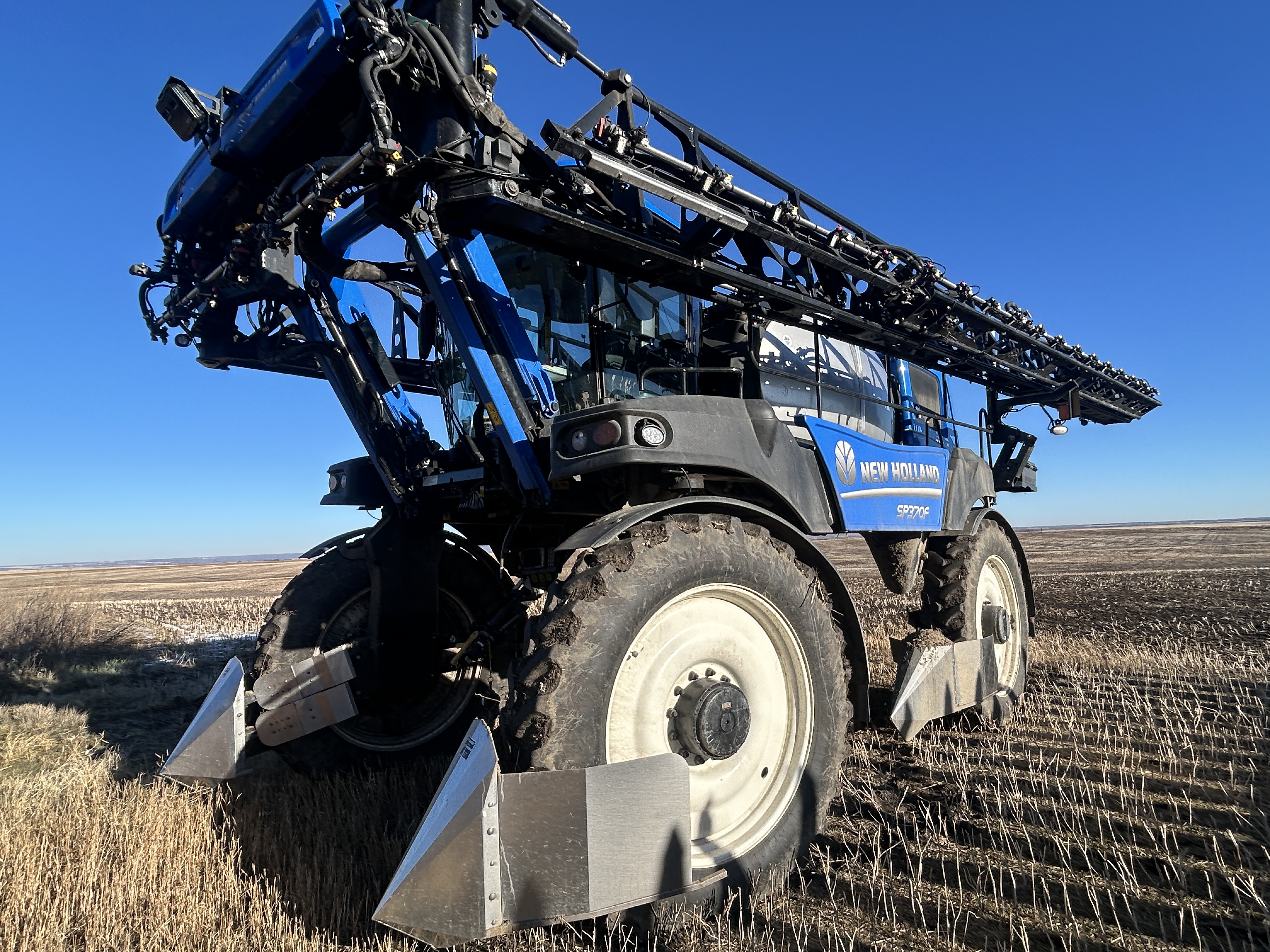 2025 New Holland SP.370F Sprayer/High Clearance