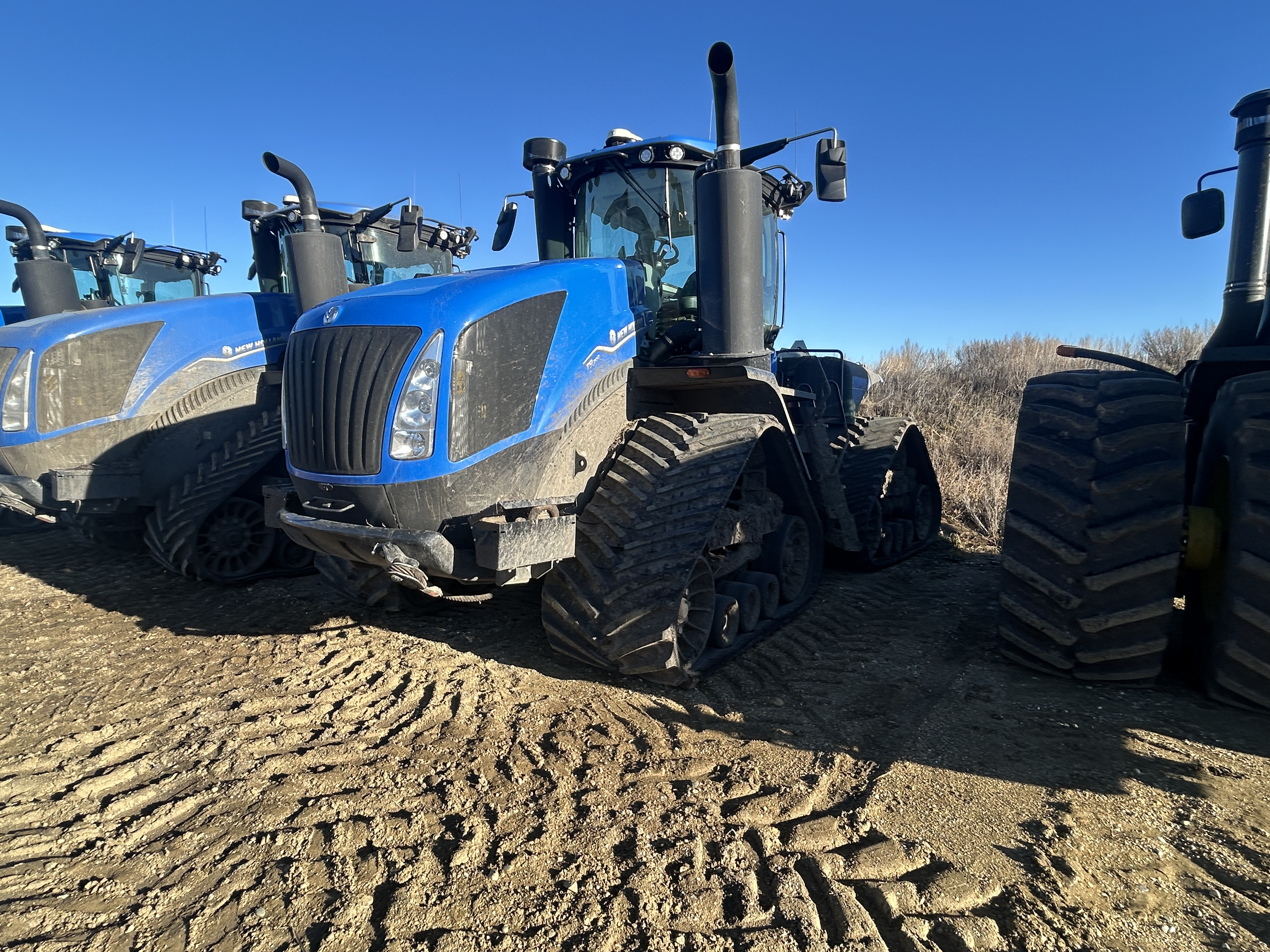 2024 New Holland T9.655 Tractor Rubber Track