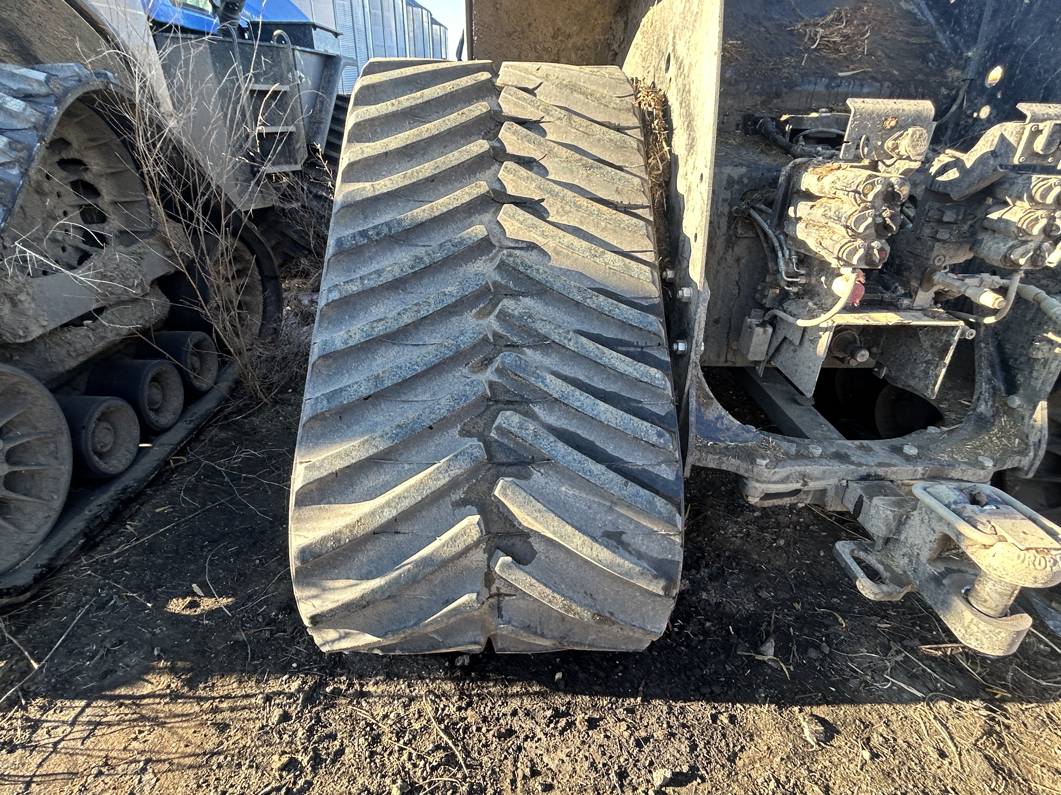 2024 New Holland T9.655 Tractor Rubber Track