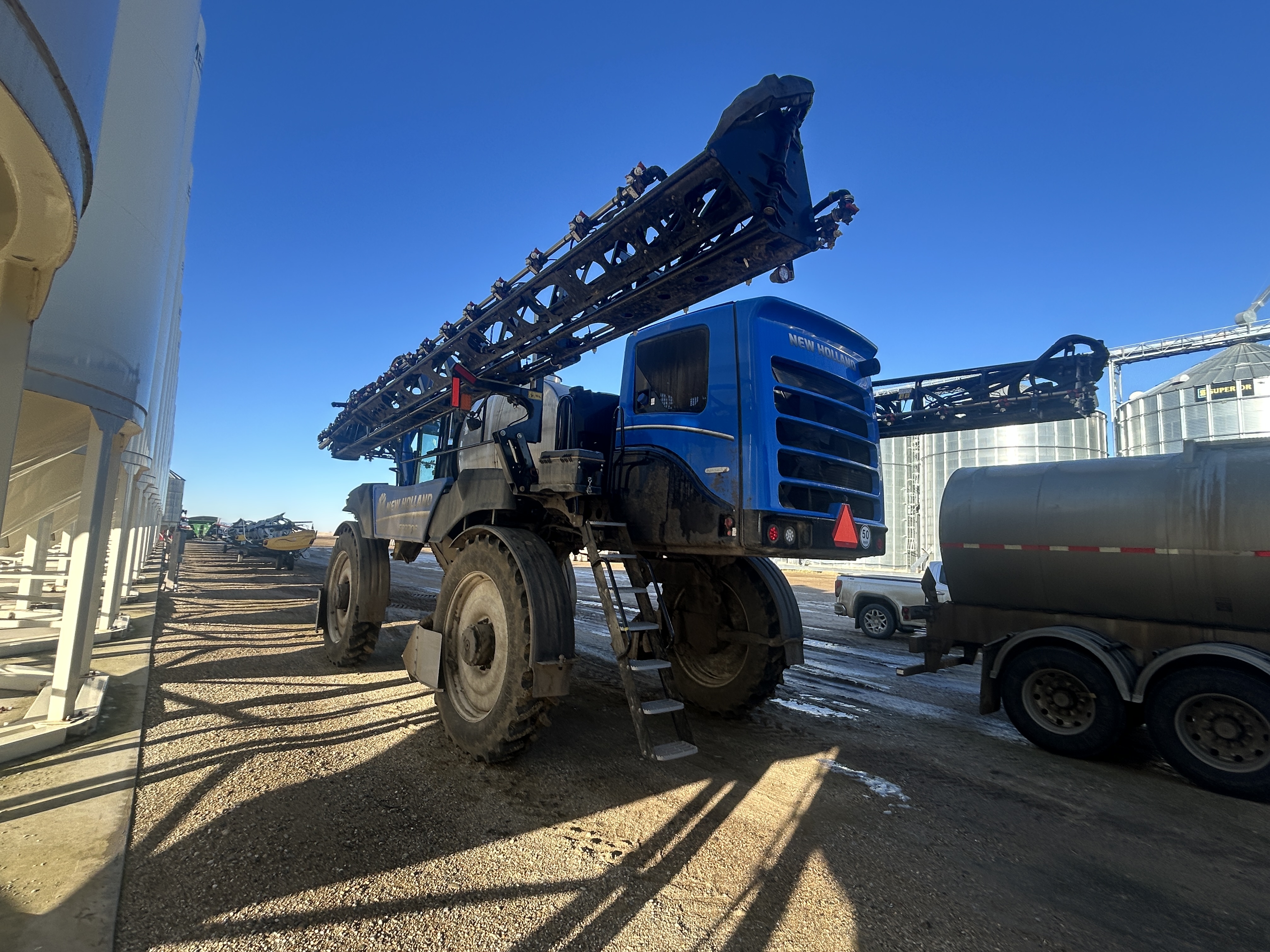 2025 New Holland SP.370F Sprayer/High Clearance