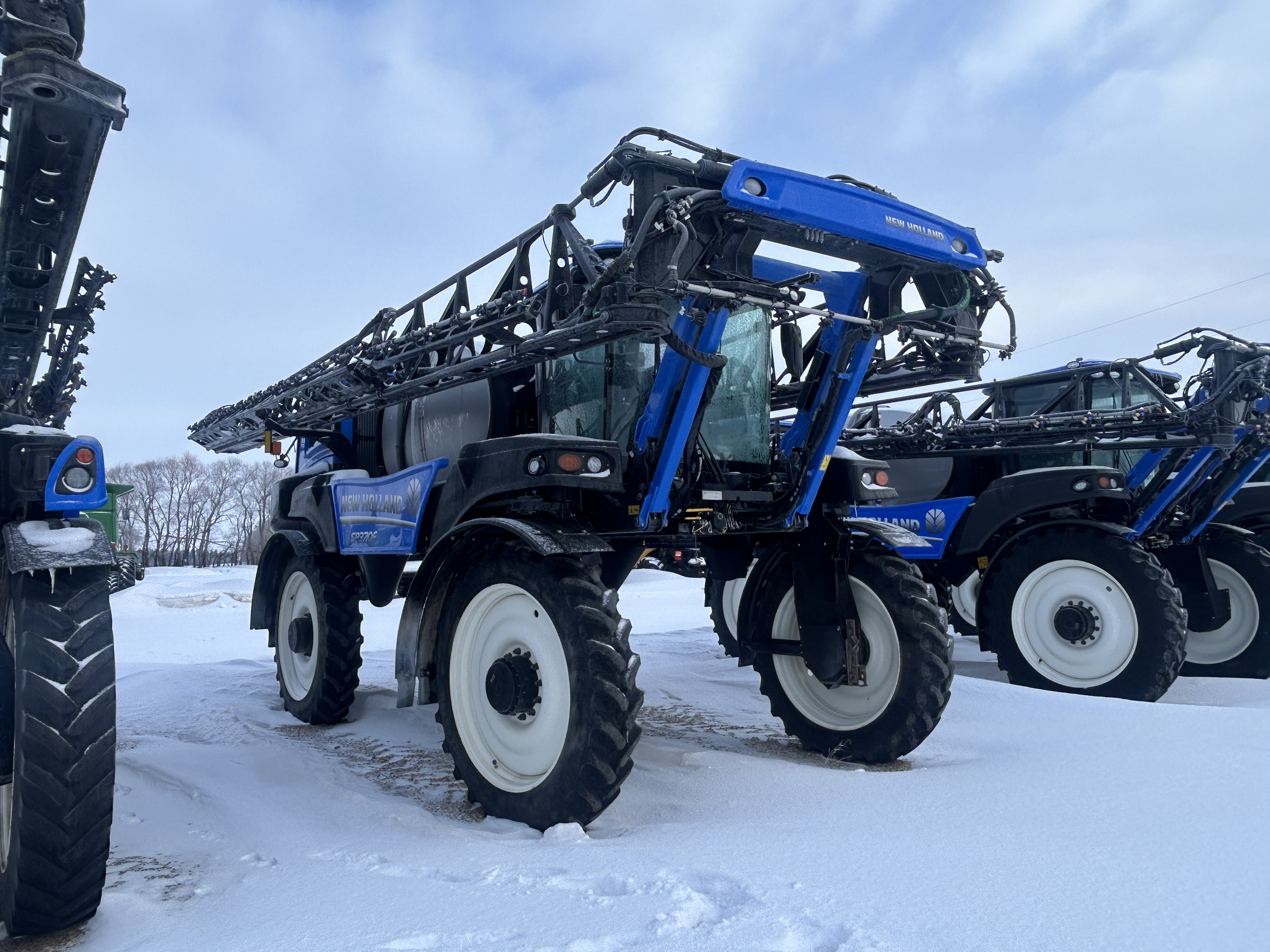 2025 New Holland SP.370F Sprayer/High Clearance