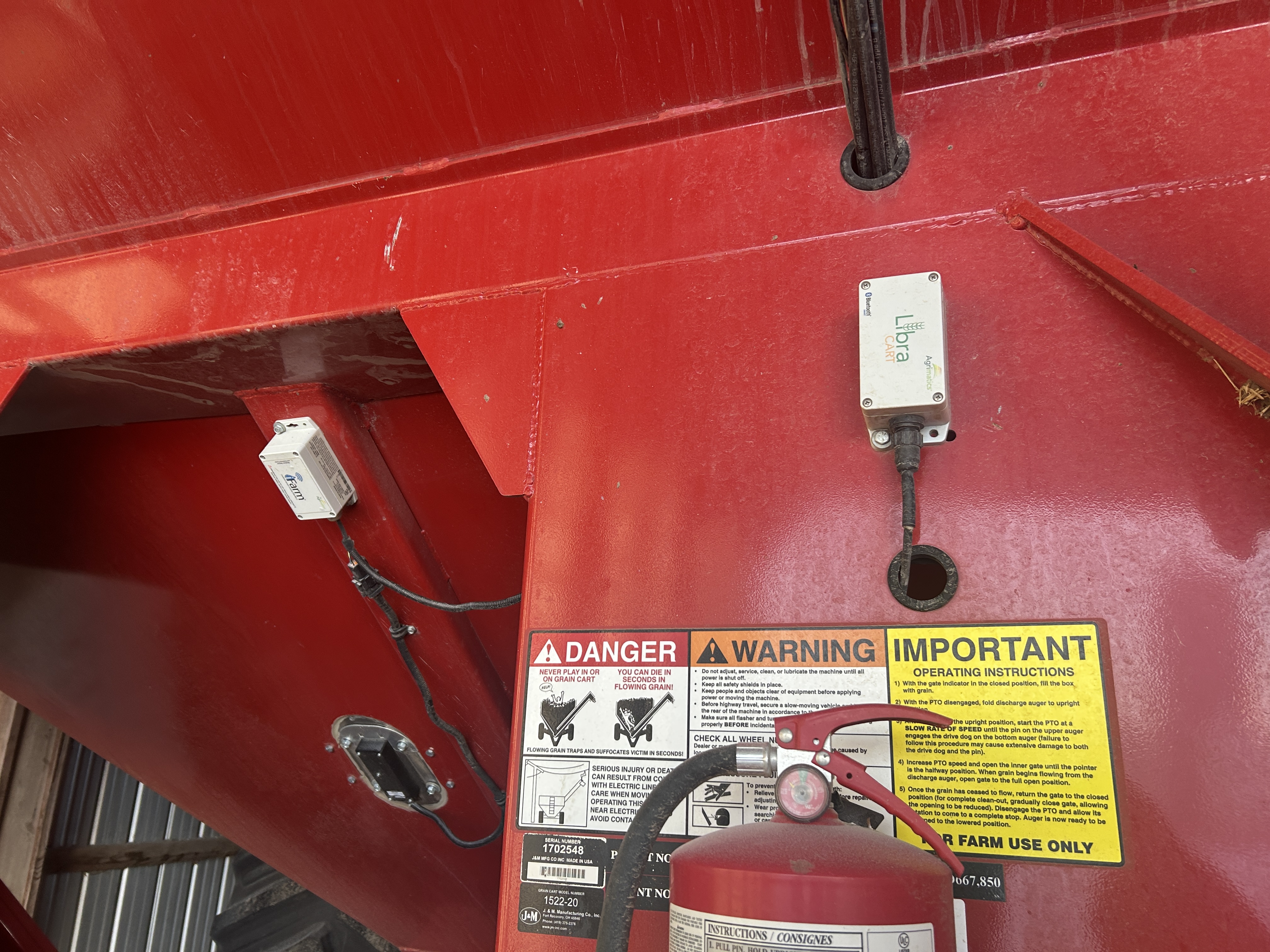 2017 J&M 1522-20 Grain Cart