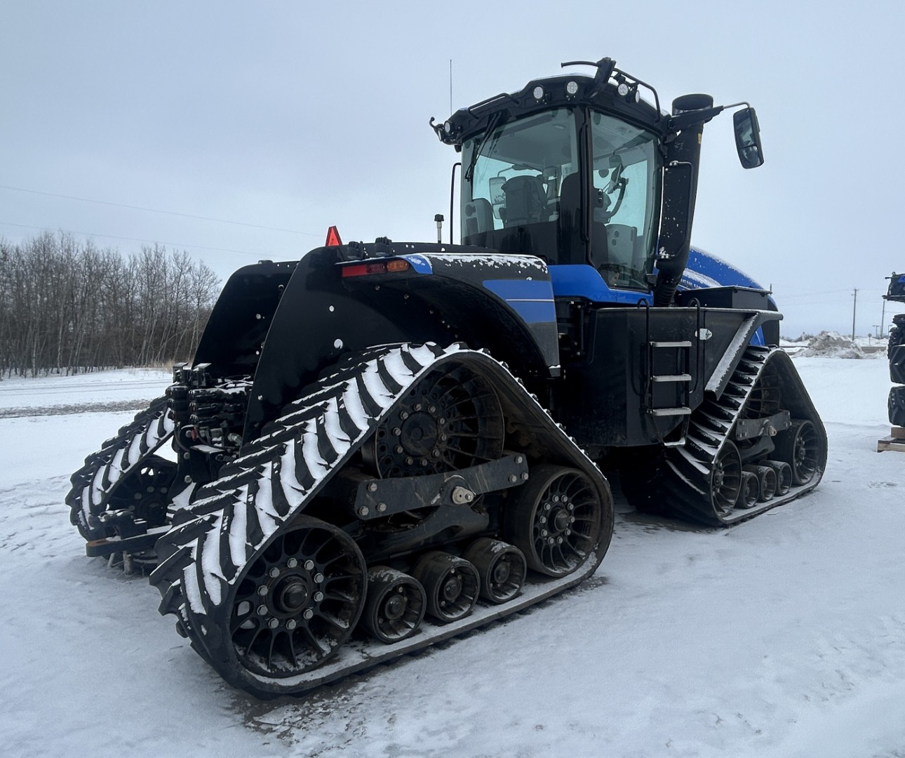 2024 New Holland T9.655 Tractor Rubber Track