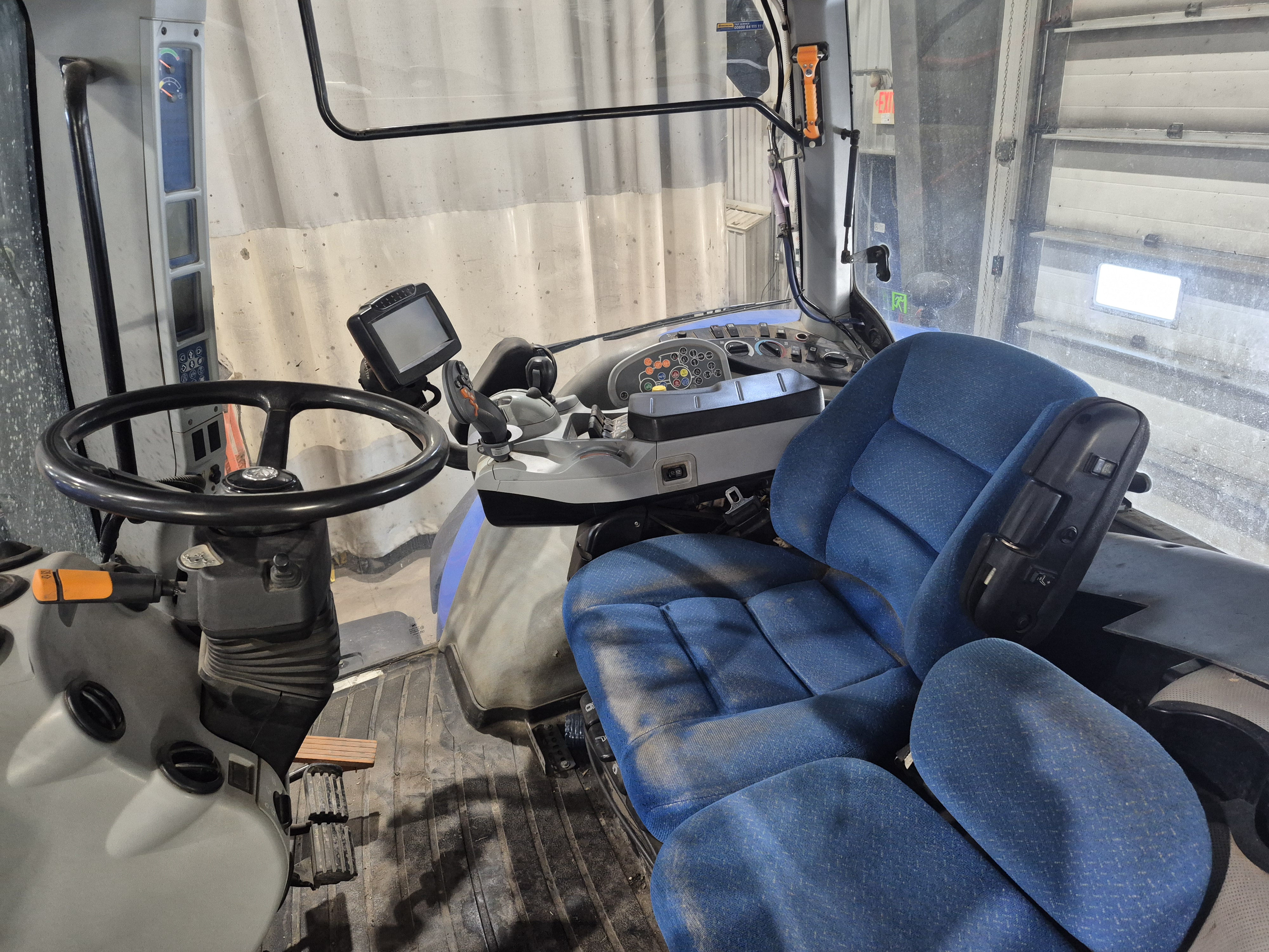 2011 New Holland T8.330 Tractor