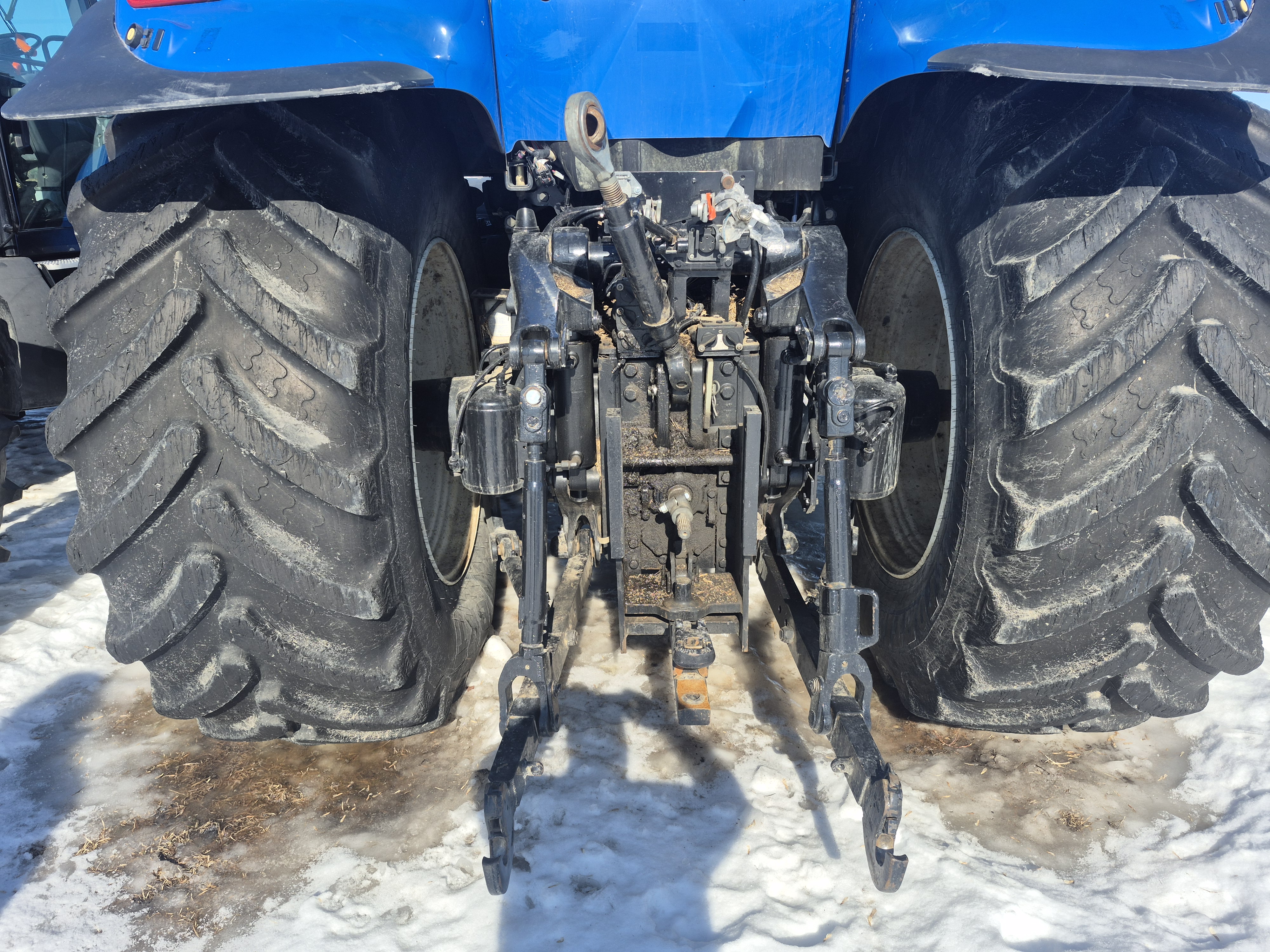 2011 New Holland T8.330 Tractor