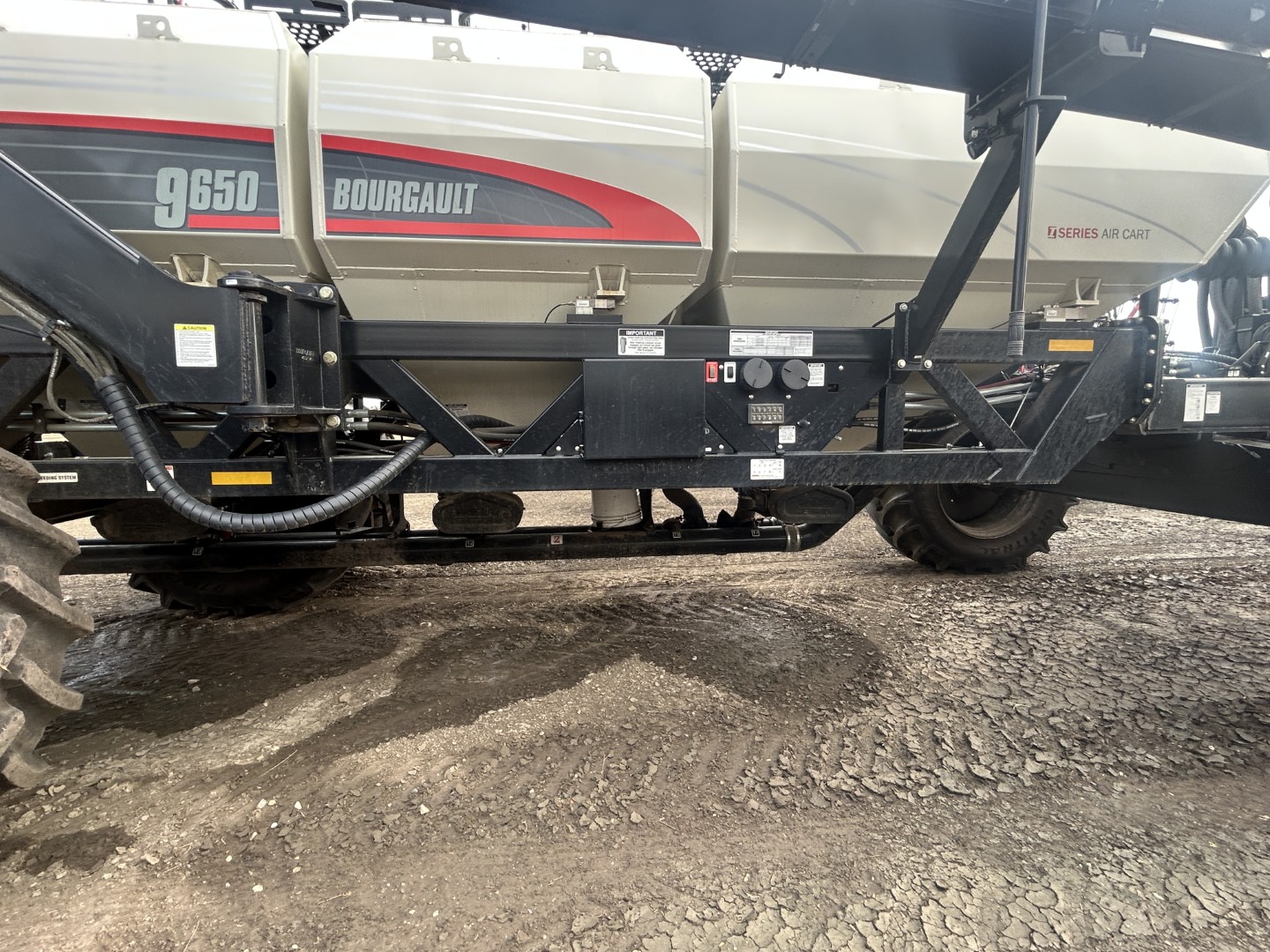 2024 Bourgault 3720-60 Air Drill