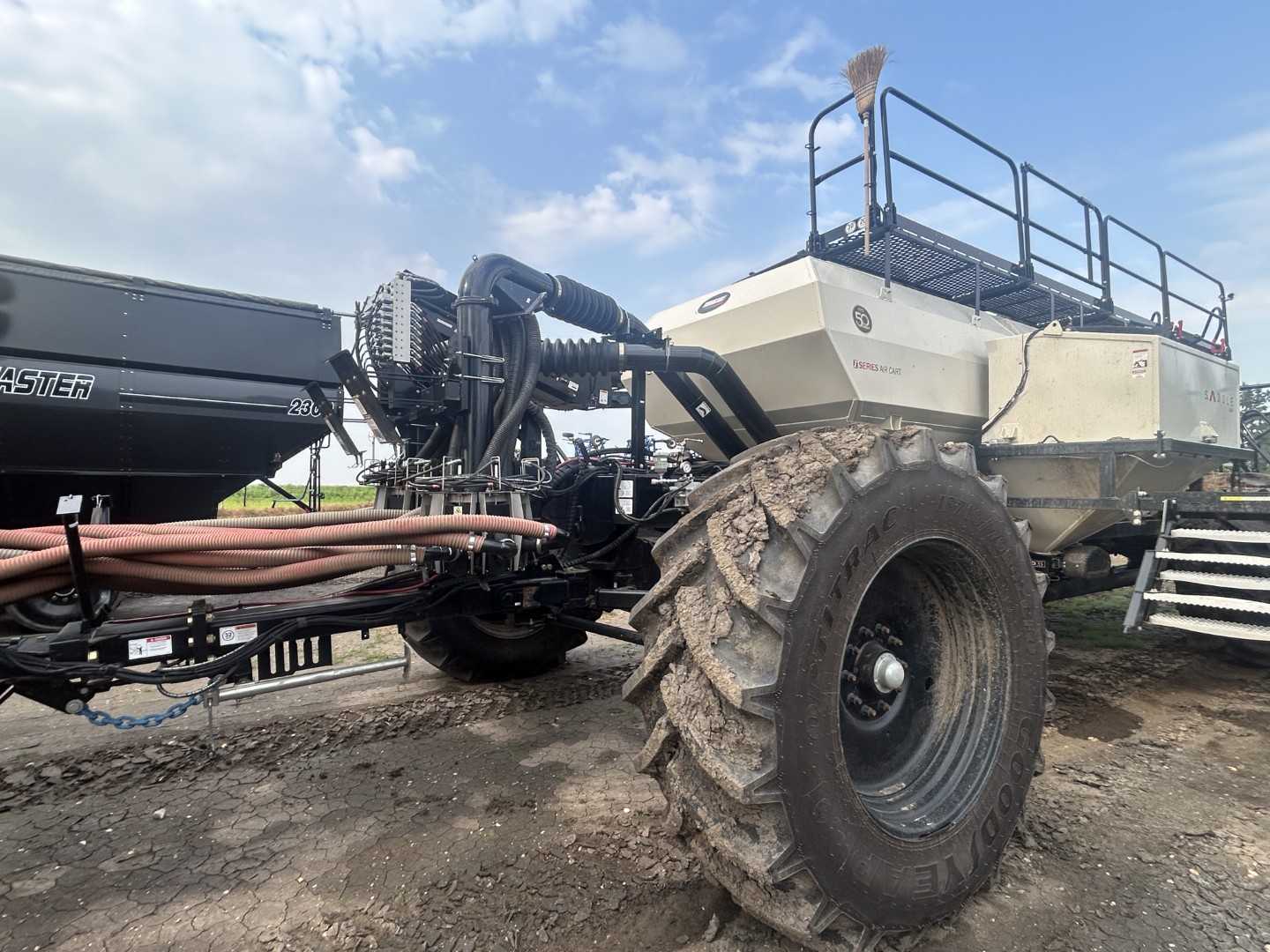 2024 Bourgault 3720-60 Air Drill