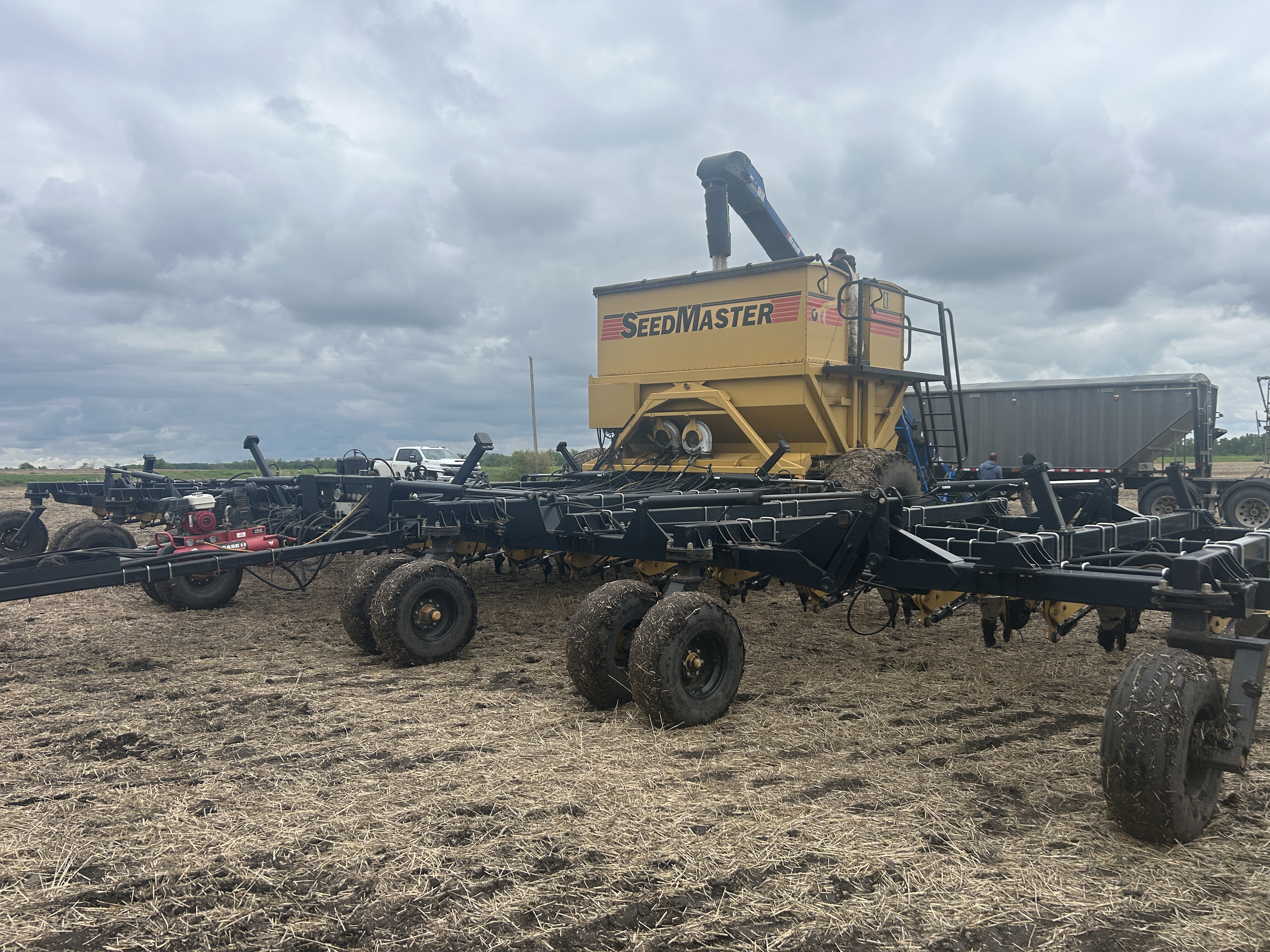 2011 Seed Master DRILL Air Drill
