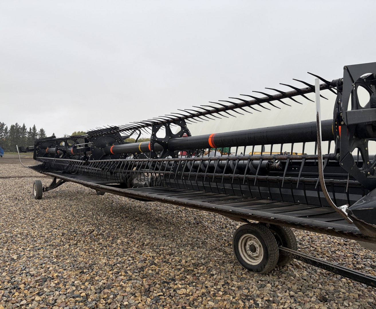 2009 MacDon D60 Header Draper