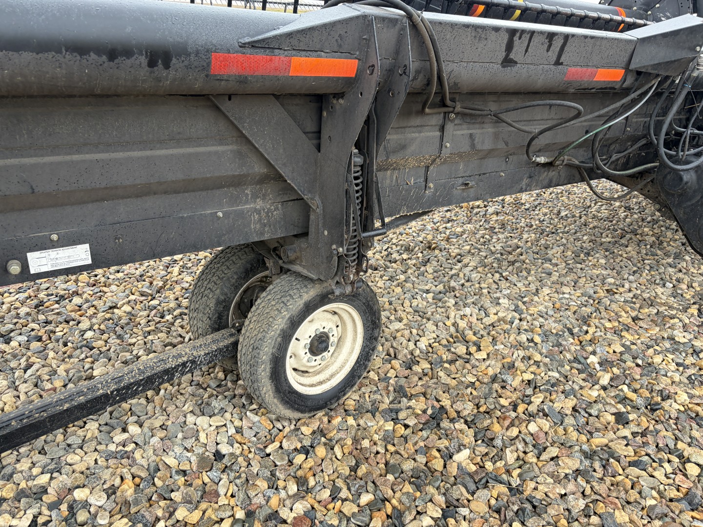 2009 MacDon D60 Header Draper