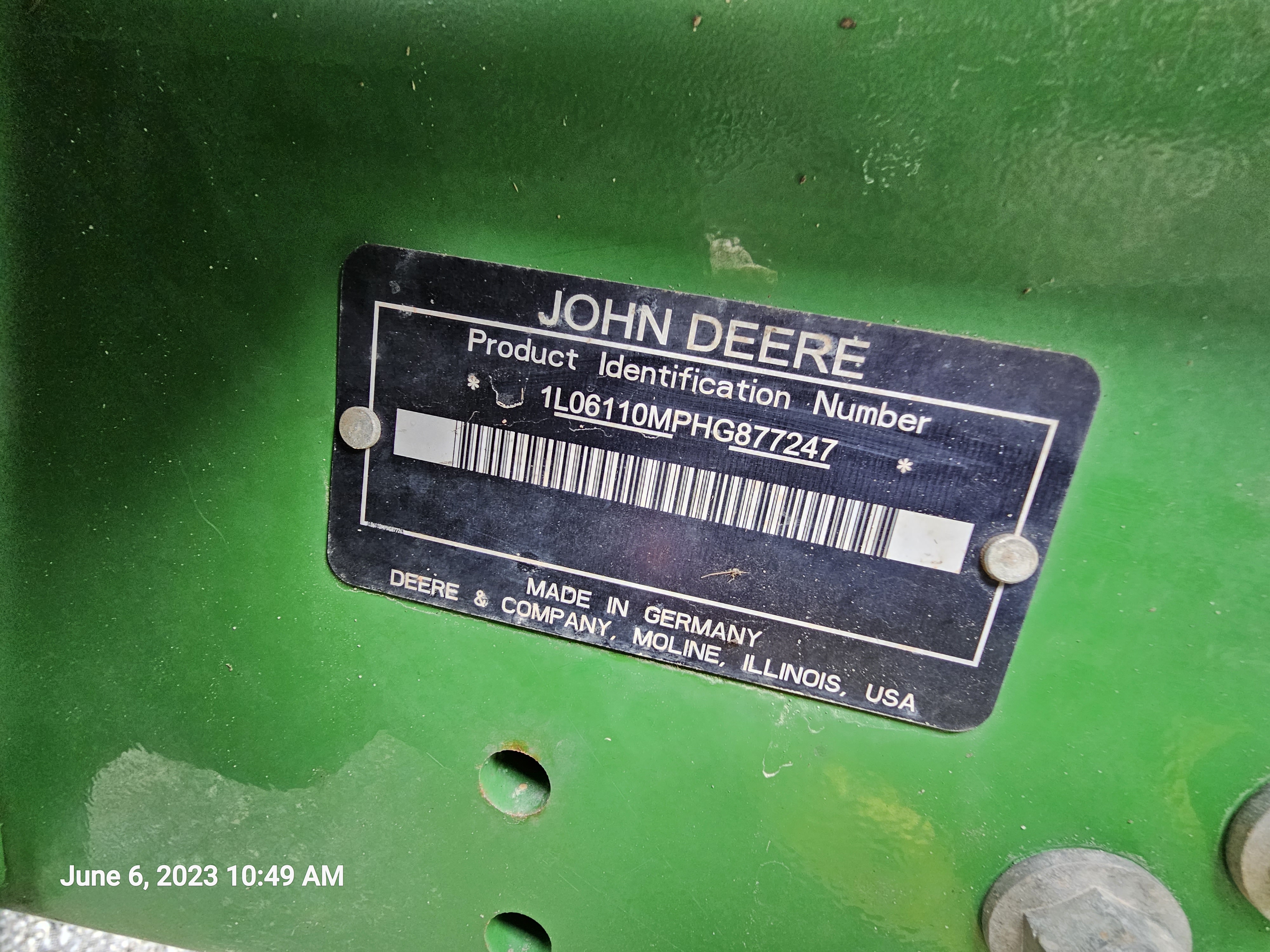 2017 John Deere 6110M Cab Tractor